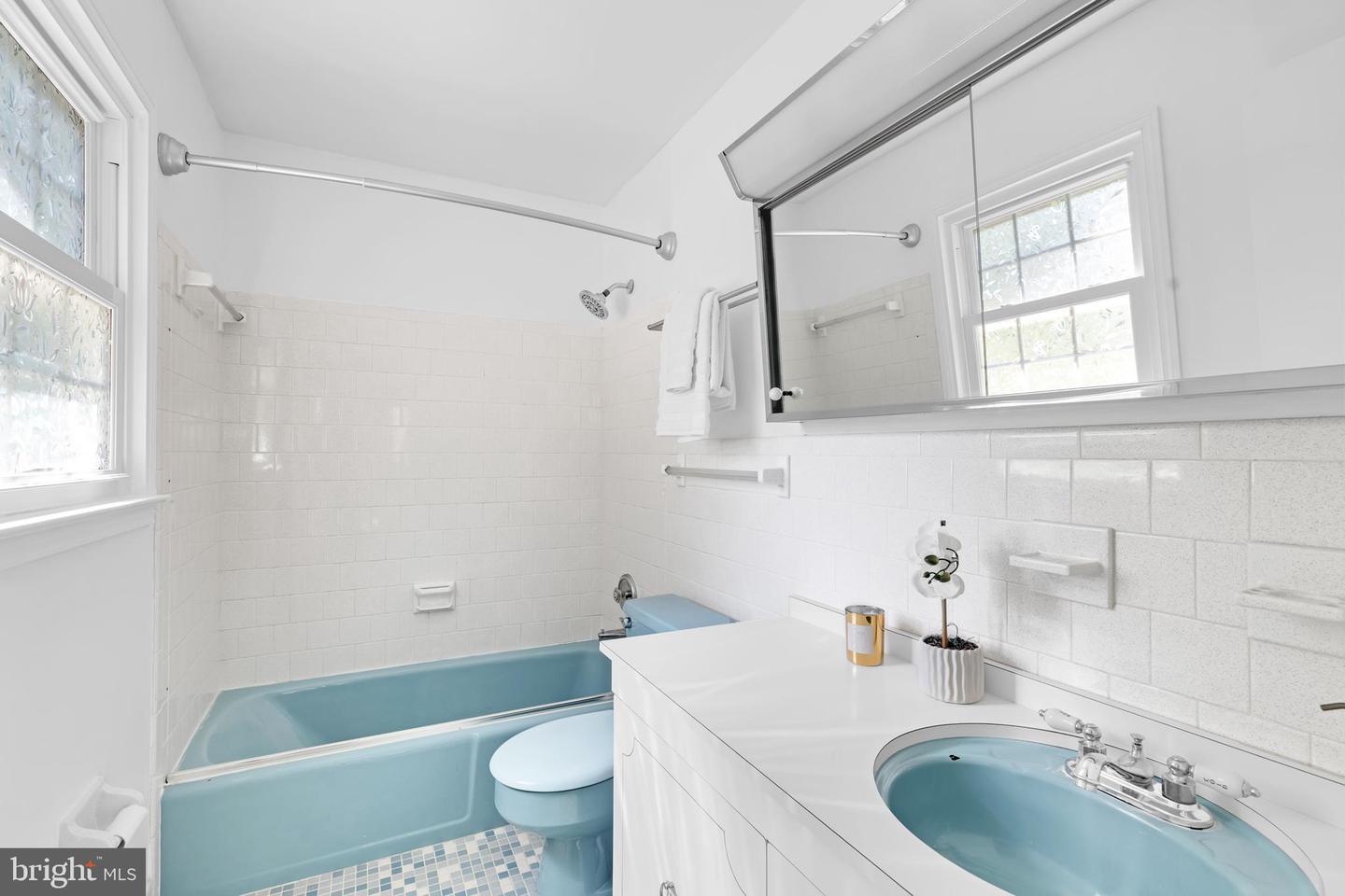 8618 GATESHEAD RD, ALEXANDRIA, Virginia 22309, 4 Bedrooms Bedrooms, ,2 BathroomsBathrooms,Residential,For sale,8618 GATESHEAD RD,VAFX2254856 MLS # VAFX2254856