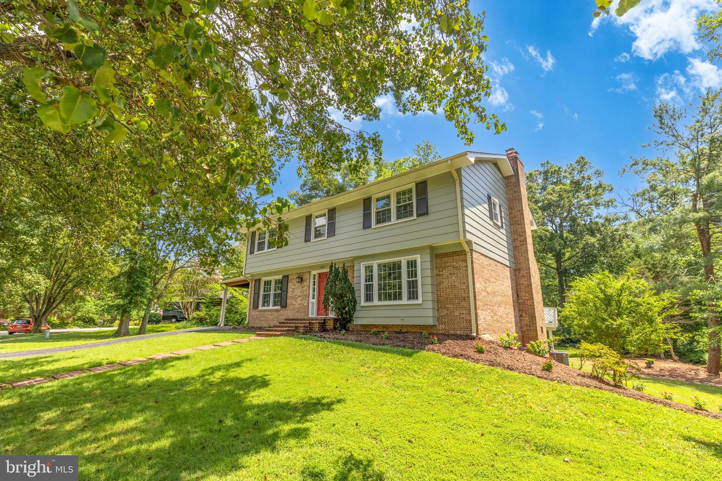 8618 GATESHEAD RD, ALEXANDRIA, Virginia 22309, 4 Bedrooms Bedrooms, ,2 BathroomsBathrooms,Residential,For sale,8618 GATESHEAD RD,VAFX2254856 MLS # VAFX2254856