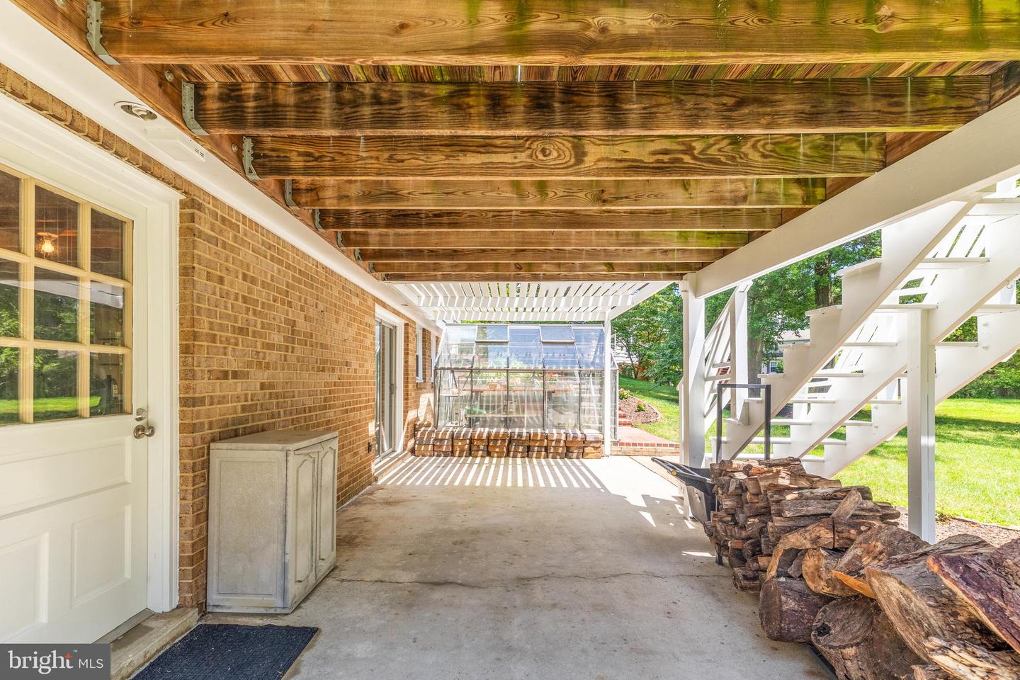 8618 GATESHEAD RD, ALEXANDRIA, Virginia 22309, 4 Bedrooms Bedrooms, ,2 BathroomsBathrooms,Residential,For sale,8618 GATESHEAD RD,VAFX2254856 MLS # VAFX2254856