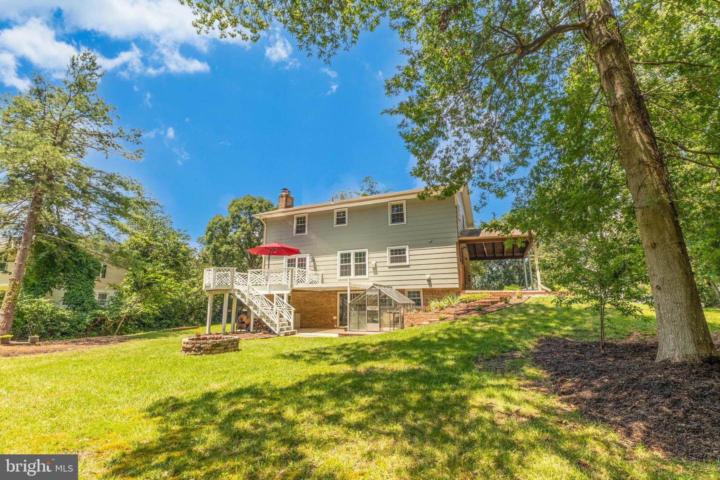 8618 GATESHEAD RD, ALEXANDRIA, Virginia 22309, 4 Bedrooms Bedrooms, ,2 BathroomsBathrooms,Residential,For sale,8618 GATESHEAD RD,VAFX2254856 MLS # VAFX2254856