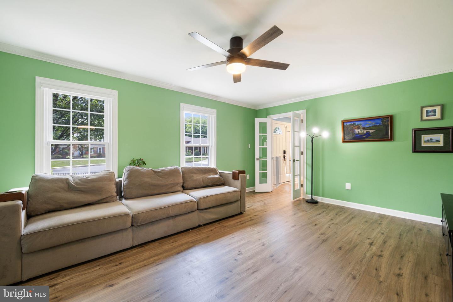 422 MOSBY DR SW, LEESBURG, Virginia 20175, 4 Bedrooms Bedrooms, ,3 BathroomsBathrooms,Residential,For sale,422 MOSBY DR SW,VALO2101858 MLS # VALO2101858