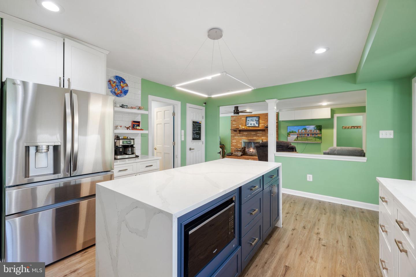 422 MOSBY DR SW, LEESBURG, Virginia 20175, 4 Bedrooms Bedrooms, ,3 BathroomsBathrooms,Residential,For sale,422 MOSBY DR SW,VALO2101858 MLS # VALO2101858