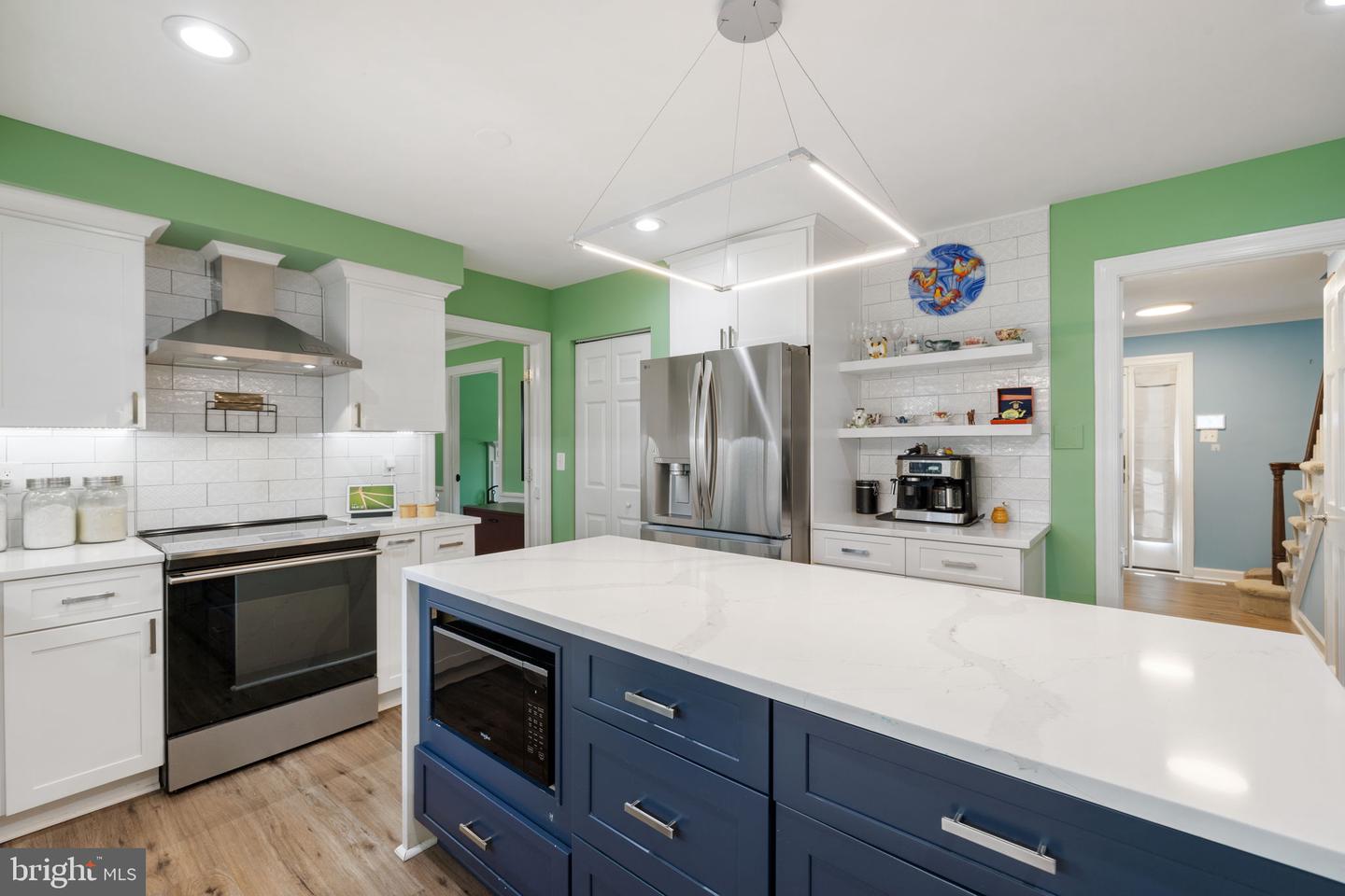422 MOSBY DR SW, LEESBURG, Virginia 20175, 4 Bedrooms Bedrooms, ,3 BathroomsBathrooms,Residential,For sale,422 MOSBY DR SW,VALO2101858 MLS # VALO2101858