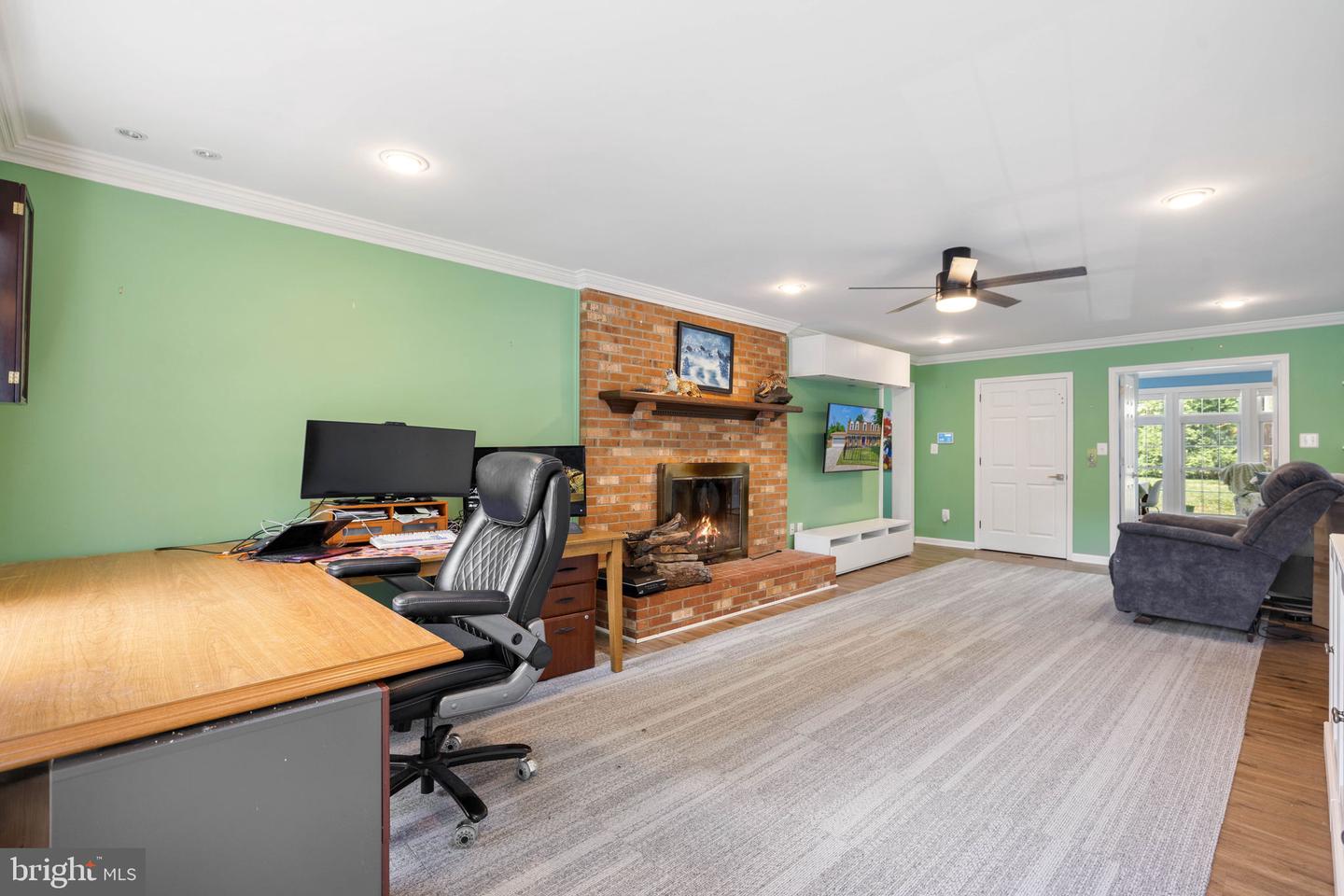 422 MOSBY DR SW, LEESBURG, Virginia 20175, 4 Bedrooms Bedrooms, ,3 BathroomsBathrooms,Residential,For sale,422 MOSBY DR SW,VALO2101858 MLS # VALO2101858