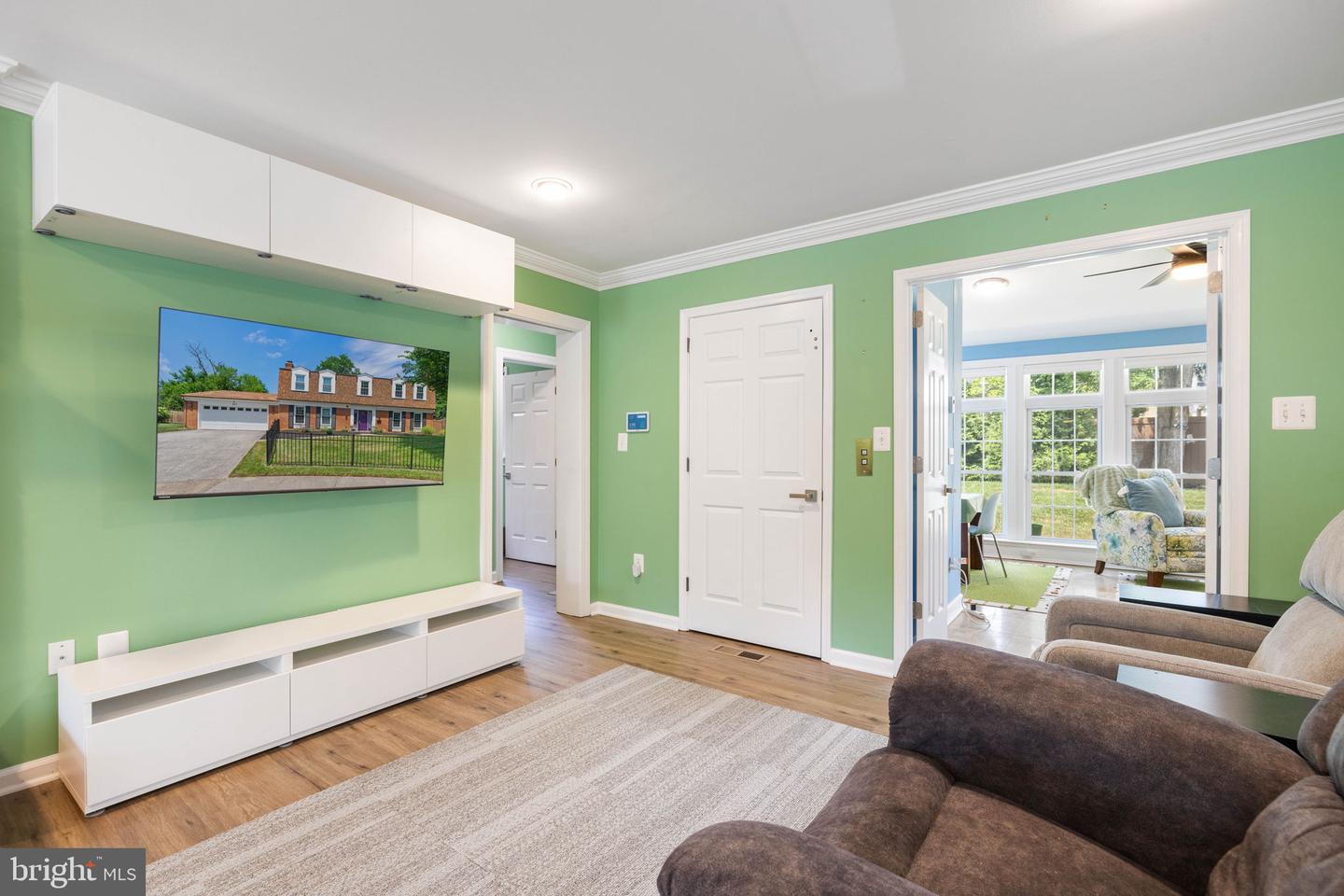 422 MOSBY DR SW, LEESBURG, Virginia 20175, 4 Bedrooms Bedrooms, ,3 BathroomsBathrooms,Residential,For sale,422 MOSBY DR SW,VALO2101858 MLS # VALO2101858
