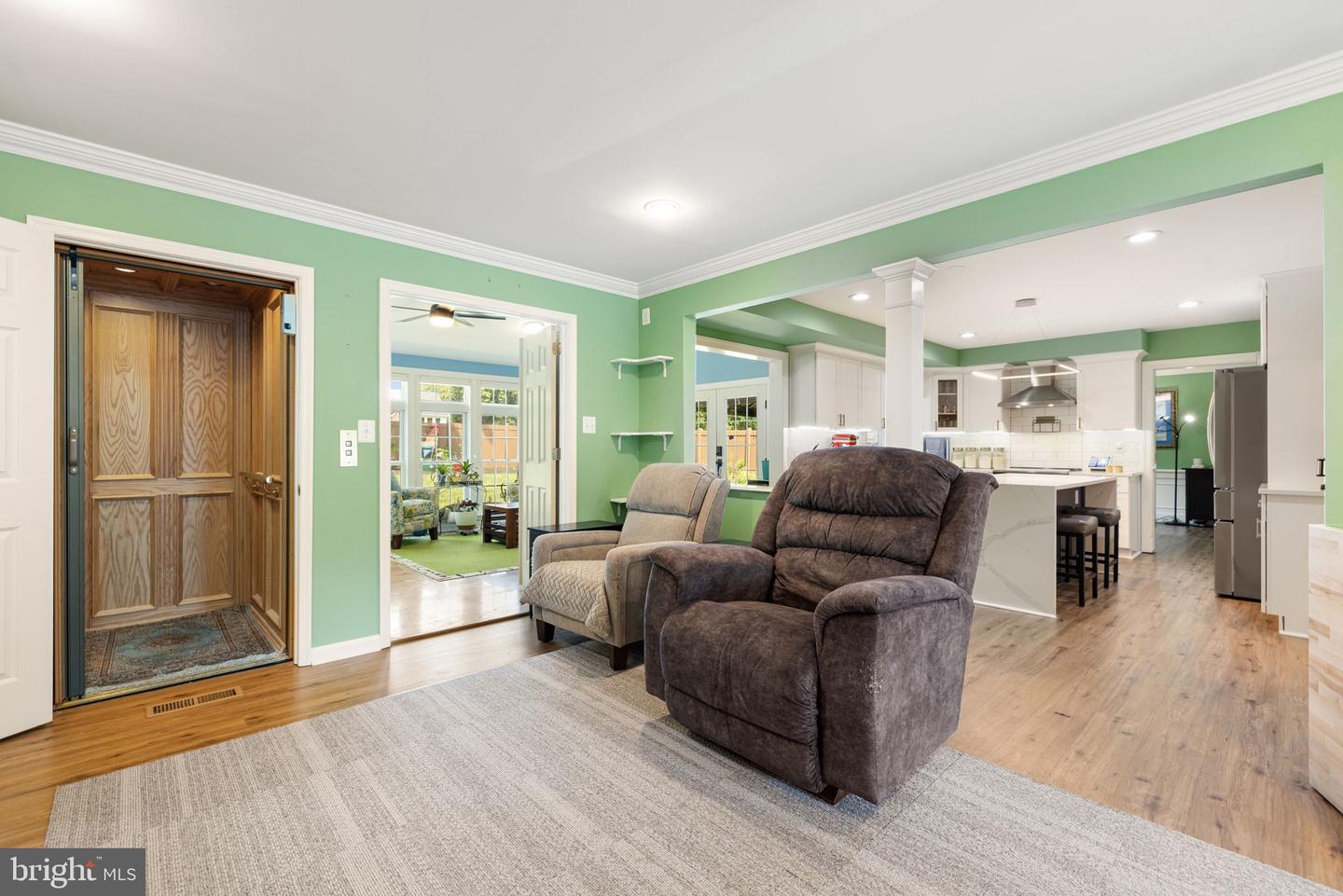 422 MOSBY DR SW, LEESBURG, Virginia 20175, 4 Bedrooms Bedrooms, ,3 BathroomsBathrooms,Residential,For sale,422 MOSBY DR SW,VALO2101858 MLS # VALO2101858