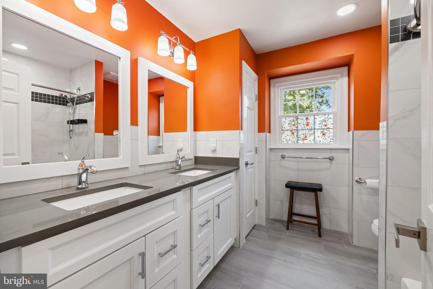 422 MOSBY DR SW, LEESBURG, Virginia 20175, 4 Bedrooms Bedrooms, ,3 BathroomsBathrooms,Residential,For sale,422 MOSBY DR SW,VALO2101858 MLS # VALO2101858