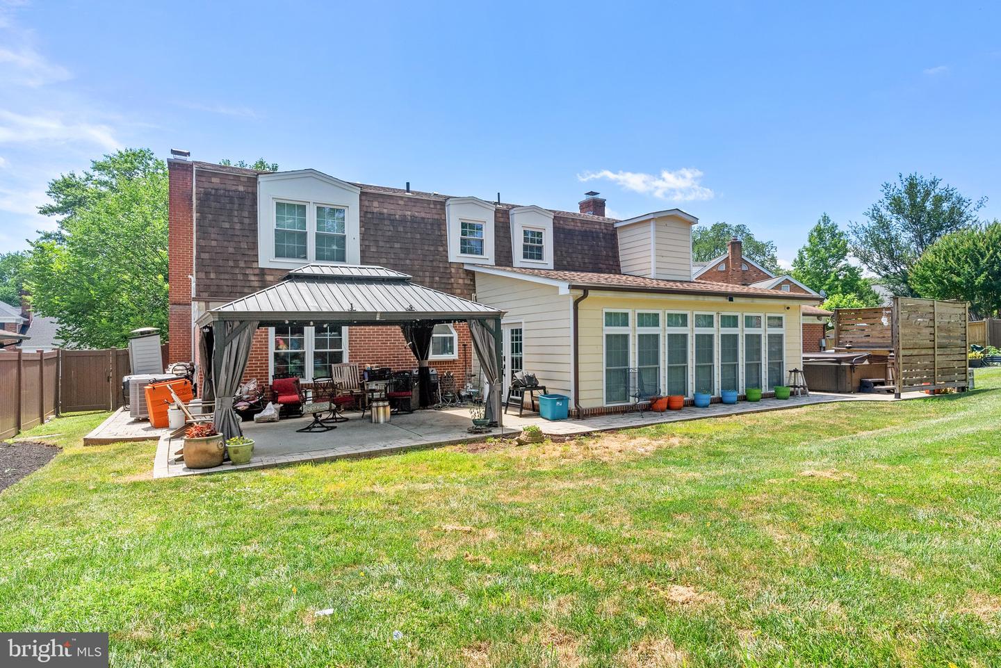 422 MOSBY DR SW, LEESBURG, Virginia 20175, 4 Bedrooms Bedrooms, ,3 BathroomsBathrooms,Residential,For sale,422 MOSBY DR SW,VALO2101858 MLS # VALO2101858