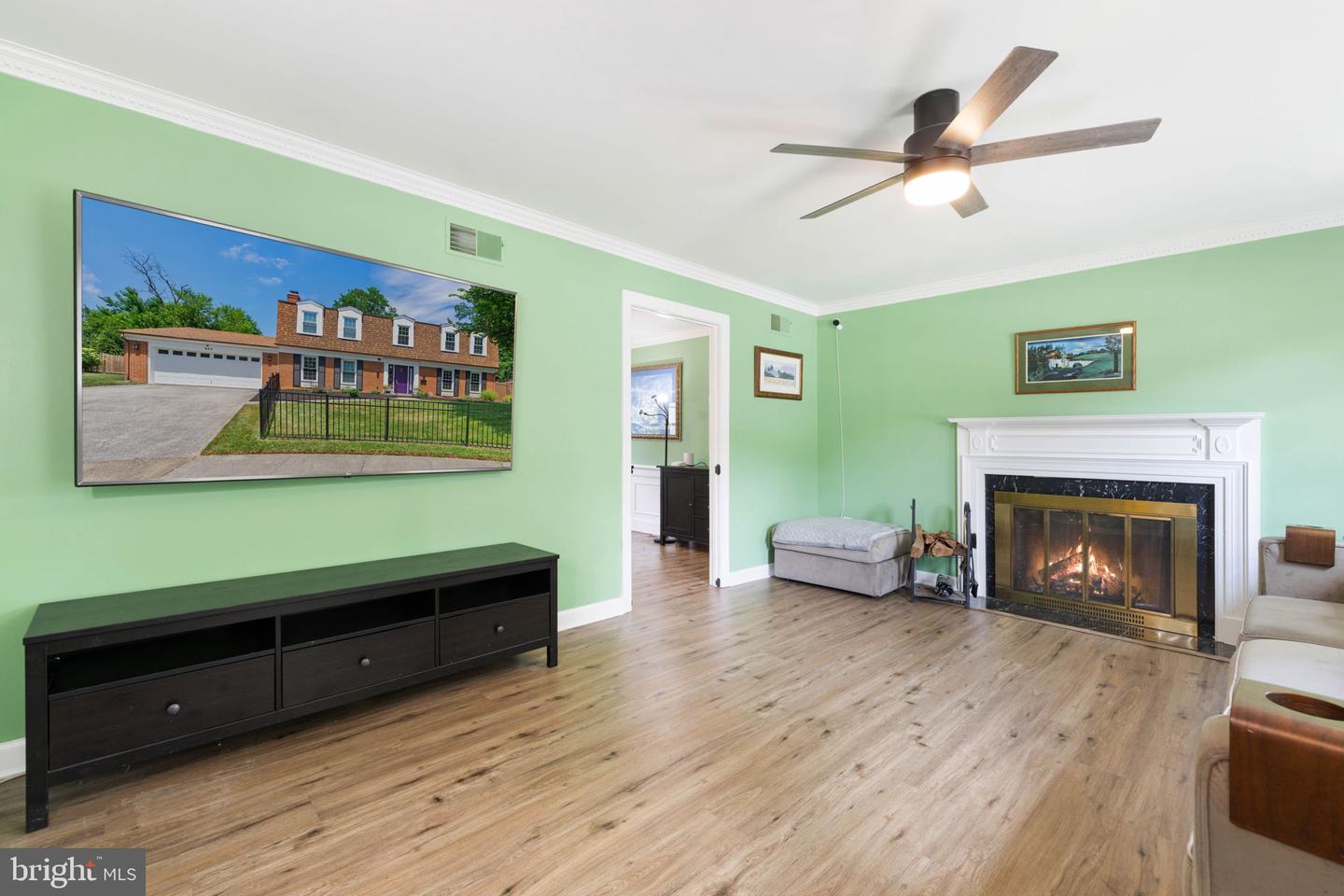 422 MOSBY DR SW, LEESBURG, Virginia 20175, 4 Bedrooms Bedrooms, ,3 BathroomsBathrooms,Residential,For sale,422 MOSBY DR SW,VALO2101858 MLS # VALO2101858