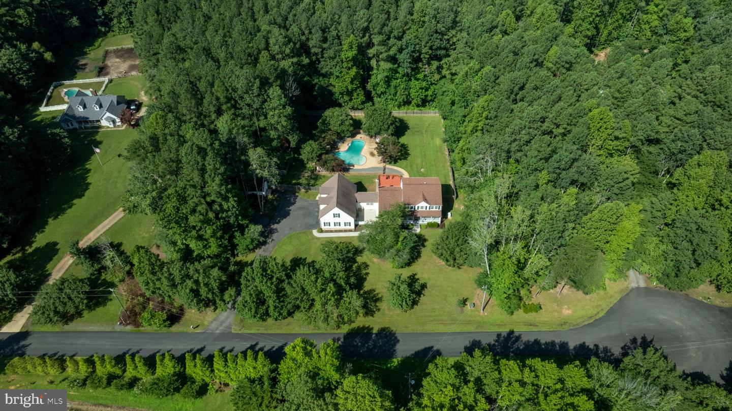 159 MARCHANT DR, FREDERICKSBURG, Virginia 22406, 6 Bedrooms Bedrooms, ,3 BathroomsBathrooms,Residential,For sale,159 MARCHANT DR,VAST2038042 MLS # VAST2038042