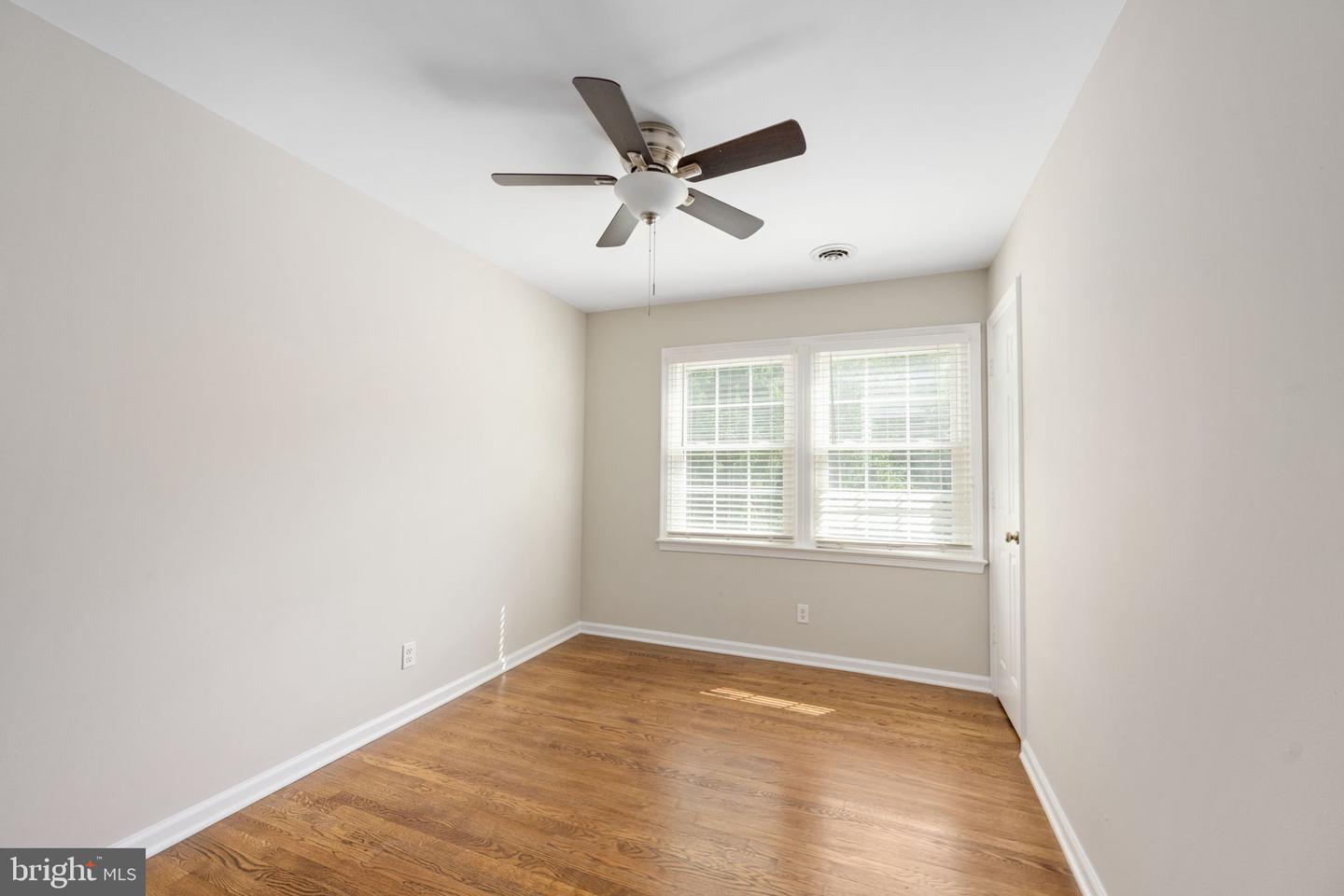 159 MARCHANT DR, FREDERICKSBURG, Virginia 22406, 6 Bedrooms Bedrooms, ,3 BathroomsBathrooms,Residential,For sale,159 MARCHANT DR,VAST2038042 MLS # VAST2038042