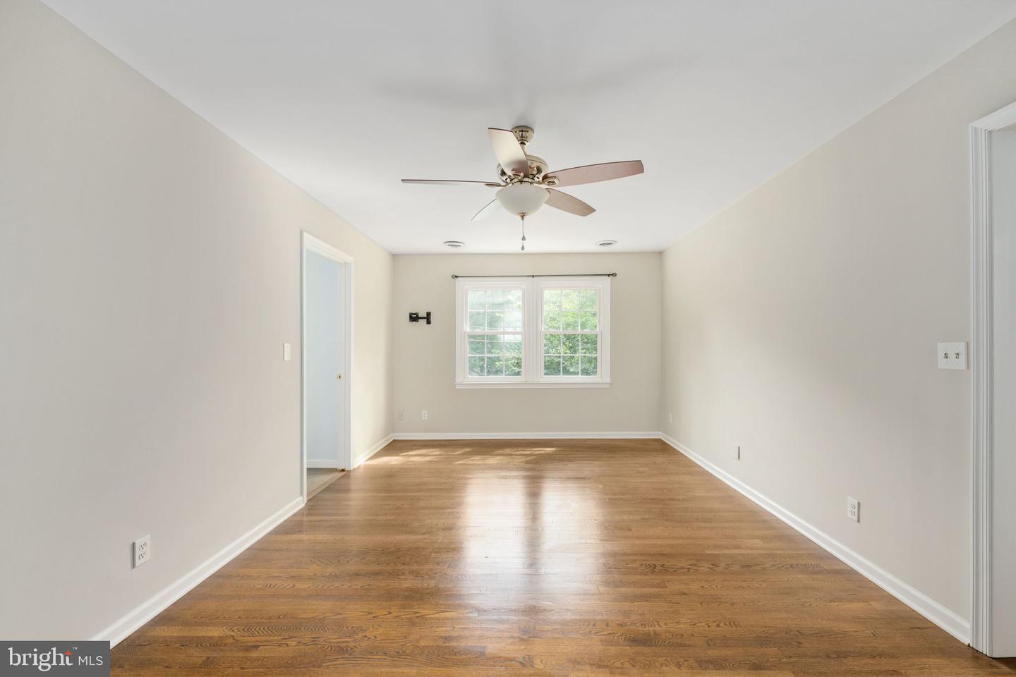159 MARCHANT DR, FREDERICKSBURG, Virginia 22406, 6 Bedrooms Bedrooms, ,3 BathroomsBathrooms,Residential,For sale,159 MARCHANT DR,VAST2038042 MLS # VAST2038042
