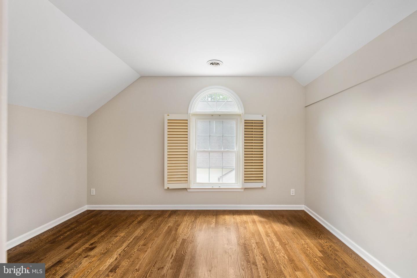 159 MARCHANT DR, FREDERICKSBURG, Virginia 22406, 6 Bedrooms Bedrooms, ,3 BathroomsBathrooms,Residential,For sale,159 MARCHANT DR,VAST2038042 MLS # VAST2038042