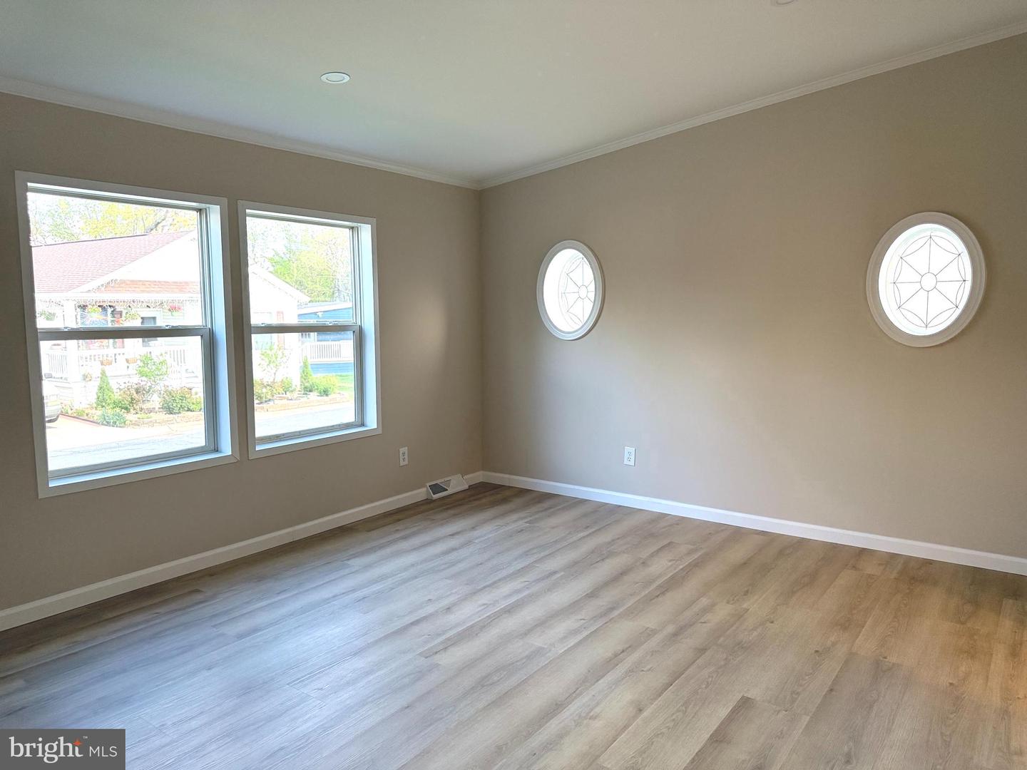 14517 BRANIFF CIRCLE, CHANTILLY, Virginia 20151, 3 Bedrooms Bedrooms, ,2 BathroomsBathrooms,Residential,For sale,14517 BRANIFF CIRCLE,VAFX2235736 MLS # VAFX2235736