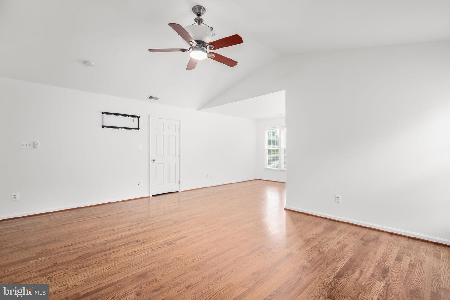 71 RIGGS RD, FREDERICKSBURG, Virginia 22405, 4 Bedrooms Bedrooms, ,2 BathroomsBathrooms,Residential,For sale,71 RIGGS RD,VAST2038650 MLS # VAST2038650