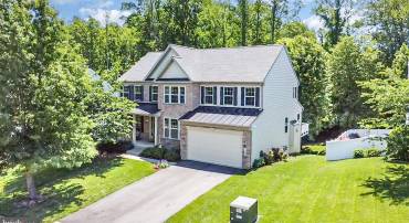 21 BEREA KNOLLS DR, FREDERICKSBURG, Virginia 22406, 5 Bedrooms Bedrooms, ,3 BathroomsBathrooms,Residential,For sale,21 BEREA KNOLLS DR,VAST2038912 MLS # VAST2038912
