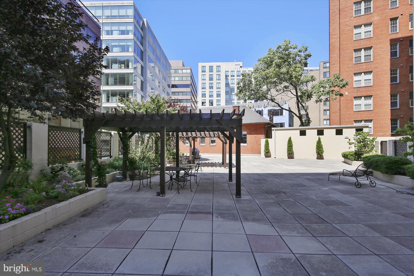 1312 MASSACHUSETTS AVE NW #604, WASHINGTON, District Of Columbia 20005, 2 Bedrooms Bedrooms, ,1 BathroomBathrooms,Residential,For sale,1312 MASSACHUSETTS AVE NW #604,DCDC2202506 MLS # DCDC2202506