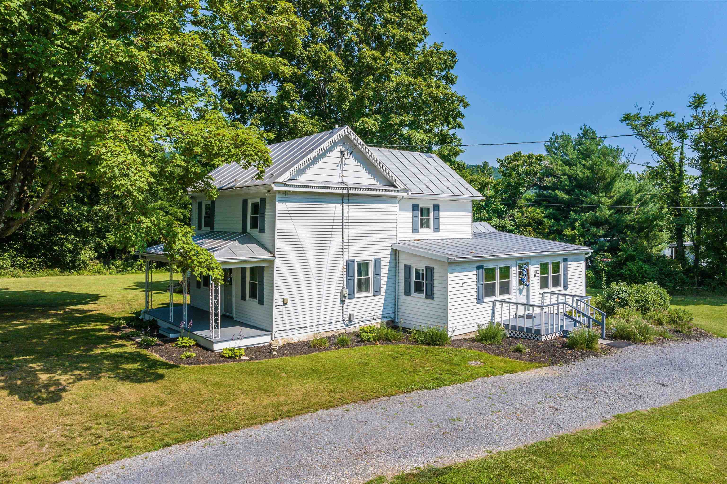 3914 IDA RD, LURAY, Virginia 22835, 3 Bedrooms Bedrooms, ,2 BathroomsBathrooms,Residential,3914 IDA RD,666208 MLS # 666208