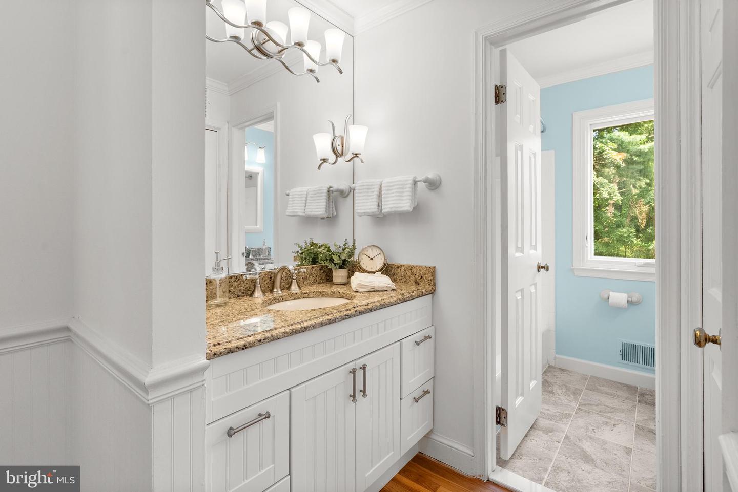 9406 FAIRPINE LN, GREAT FALLS, Virginia 22066, 5 Bedrooms Bedrooms, ,3 BathroomsBathrooms,Residential,For sale,9406 FAIRPINE LN,VAFX2245892 MLS # VAFX2245892