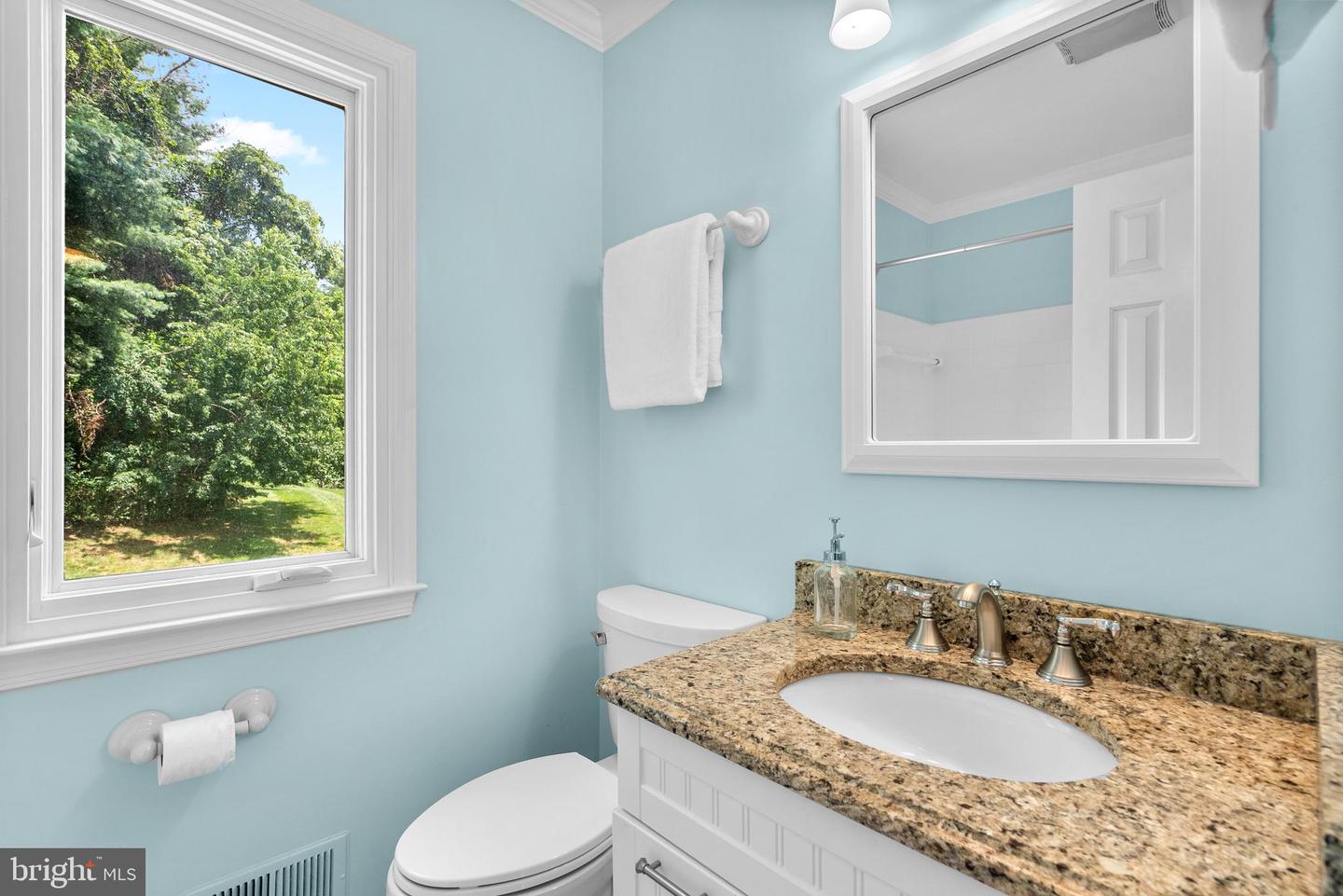 9406 FAIRPINE LN, GREAT FALLS, Virginia 22066, 5 Bedrooms Bedrooms, ,3 BathroomsBathrooms,Residential,For sale,9406 FAIRPINE LN,VAFX2245892 MLS # VAFX2245892