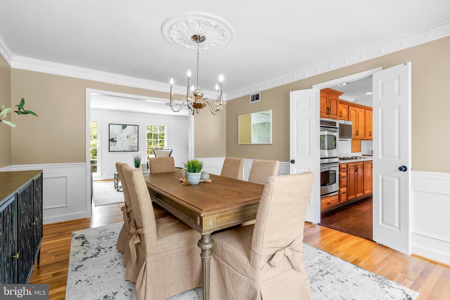 9406 FAIRPINE LN, GREAT FALLS, Virginia 22066, 5 Bedrooms Bedrooms, ,3 BathroomsBathrooms,Residential,For sale,9406 FAIRPINE LN,VAFX2245892 MLS # VAFX2245892