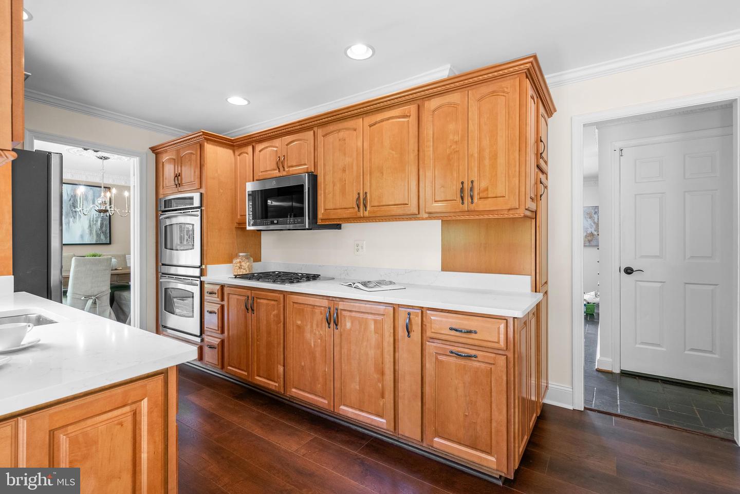 9406 FAIRPINE LN, GREAT FALLS, Virginia 22066, 5 Bedrooms Bedrooms, ,3 BathroomsBathrooms,Residential,For sale,9406 FAIRPINE LN,VAFX2245892 MLS # VAFX2245892