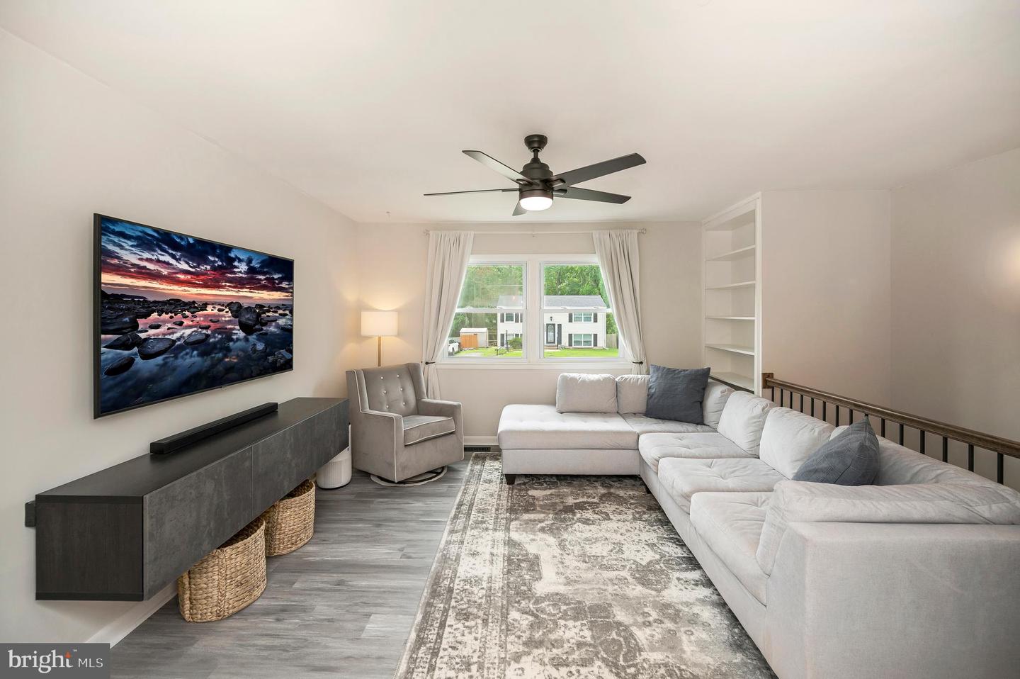 14204 LINDENDALE RD, WOODBRIDGE, Virginia 22193, 4 Bedrooms Bedrooms, 8 Rooms Rooms,2 BathroomsBathrooms,Residential,For sale,14204 LINDENDALE RD,VAPW2096502 MLS # VAPW2096502