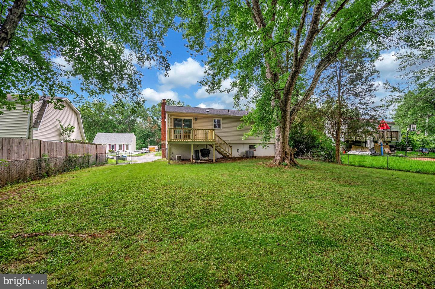 14204 LINDENDALE RD, WOODBRIDGE, Virginia 22193, 4 Bedrooms Bedrooms, 8 Rooms Rooms,2 BathroomsBathrooms,Residential,For sale,14204 LINDENDALE RD,VAPW2096502 MLS # VAPW2096502