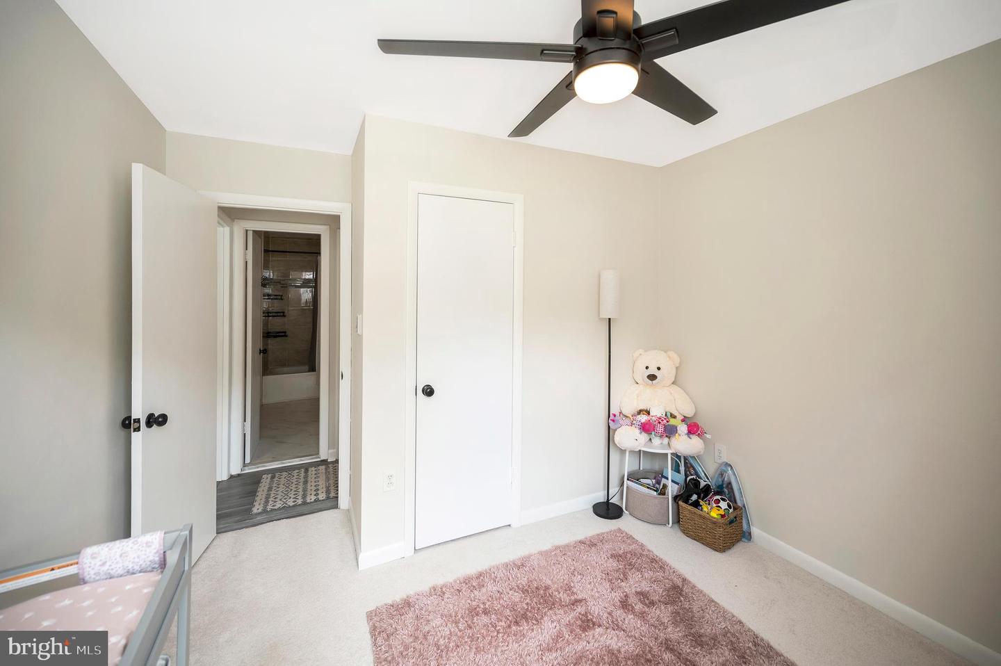 14204 LINDENDALE RD, WOODBRIDGE, Virginia 22193, 4 Bedrooms Bedrooms, 8 Rooms Rooms,2 BathroomsBathrooms,Residential,For sale,14204 LINDENDALE RD,VAPW2096502 MLS # VAPW2096502