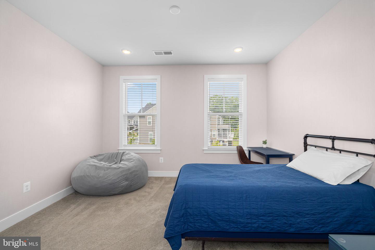 4615 WOOD GLEN RD, FAIRFAX, Virginia 22032, 5 Bedrooms Bedrooms, ,4 BathroomsBathrooms,Residential,For sale,4615 WOOD GLEN RD,VAFX2246080 MLS # VAFX2246080