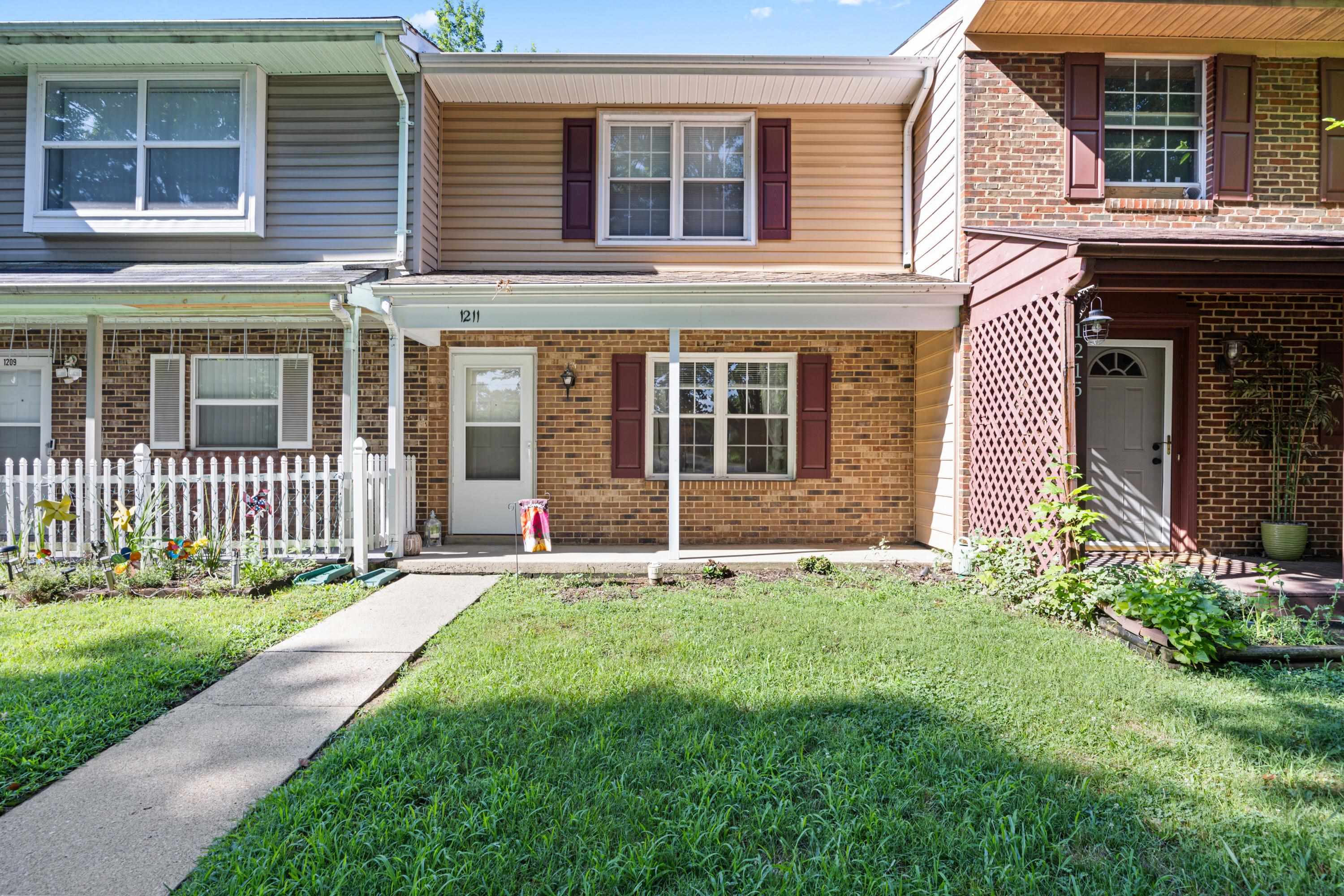 1211 COUNTRY CLUB CT, HARRISONBURG, Virginia 22802, 2 Bedrooms Bedrooms, ,1 BathroomBathrooms,Residential,1211 COUNTRY CLUB CT,667034 MLS # 667034