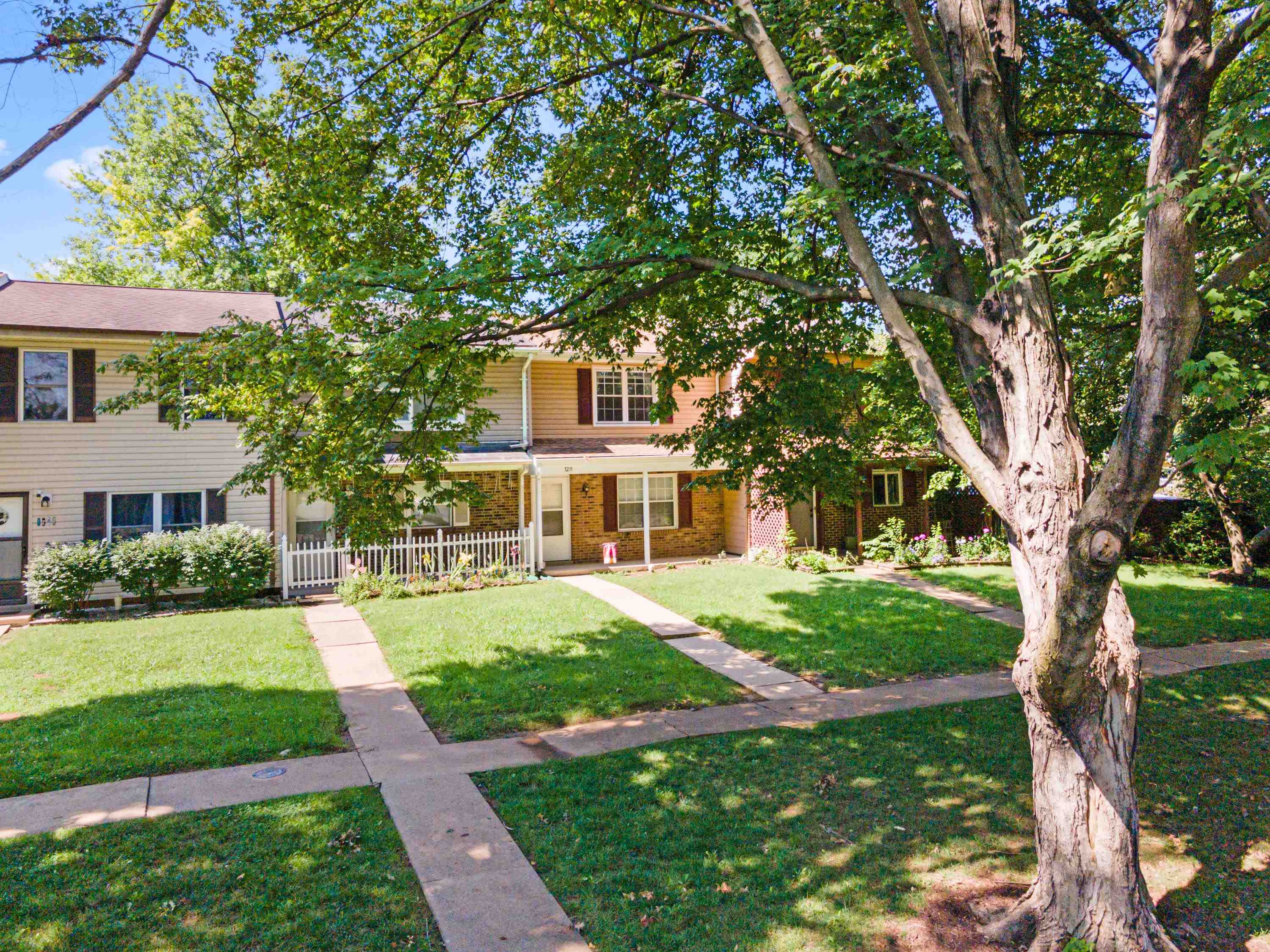 1211 COUNTRY CLUB CT, HARRISONBURG, Virginia 22802, 2 Bedrooms Bedrooms, ,1 BathroomBathrooms,Residential,1211 COUNTRY CLUB CT,667034 MLS # 667034