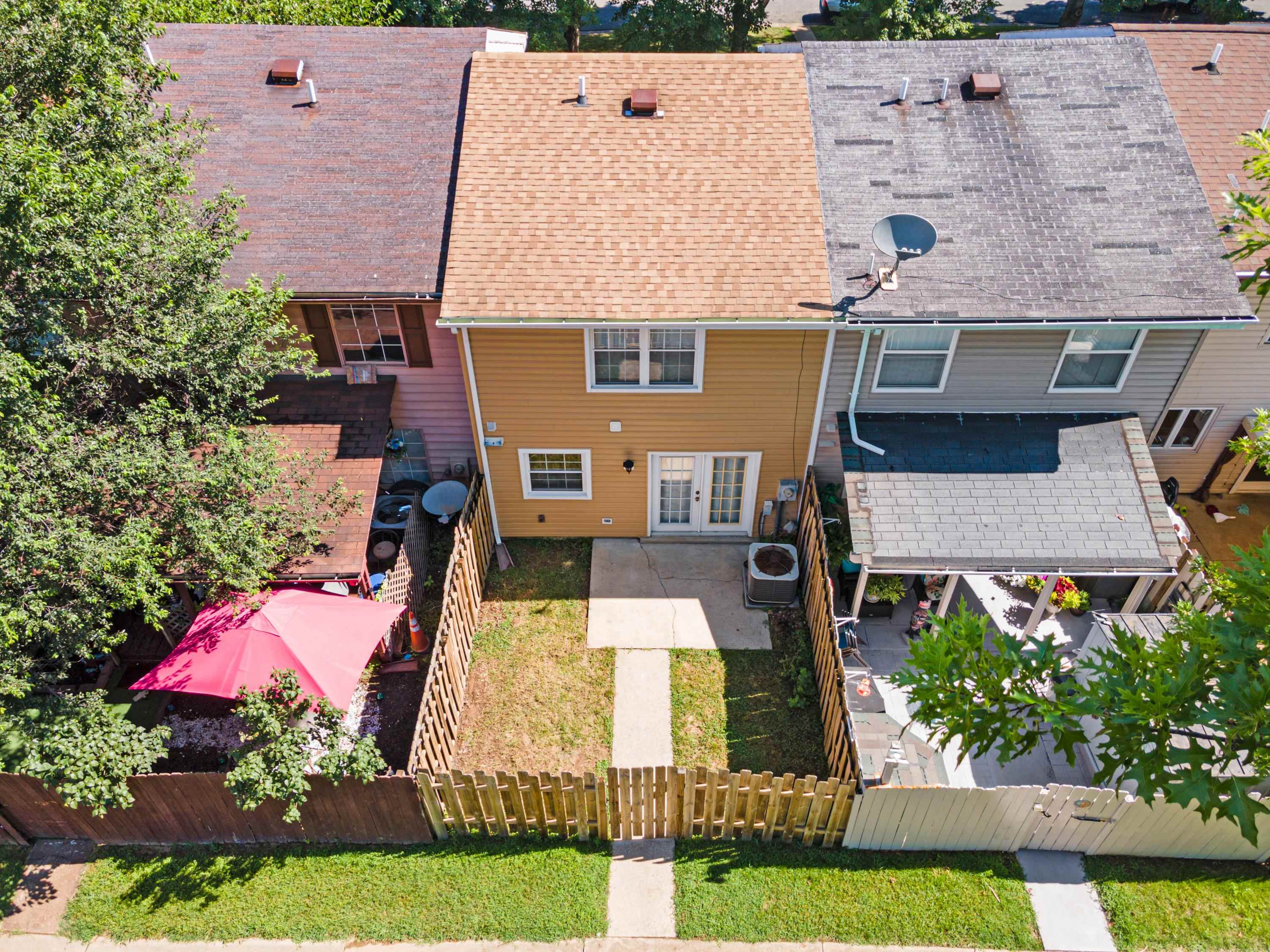 1211 COUNTRY CLUB CT, HARRISONBURG, Virginia 22802, 2 Bedrooms Bedrooms, ,1 BathroomBathrooms,Residential,1211 COUNTRY CLUB CT,667034 MLS # 667034