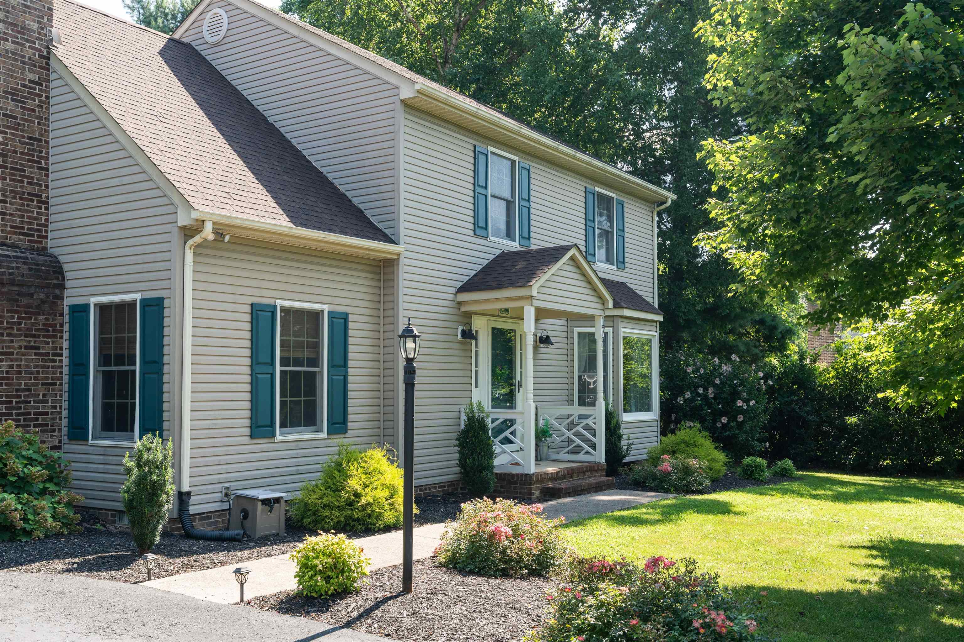 177 NOTTINGHAM LN, WAYNESBORO, Virginia 22980, 4 Bedrooms Bedrooms, ,3 BathroomsBathrooms,Residential,177 NOTTINGHAM LN,667036 MLS # 667036