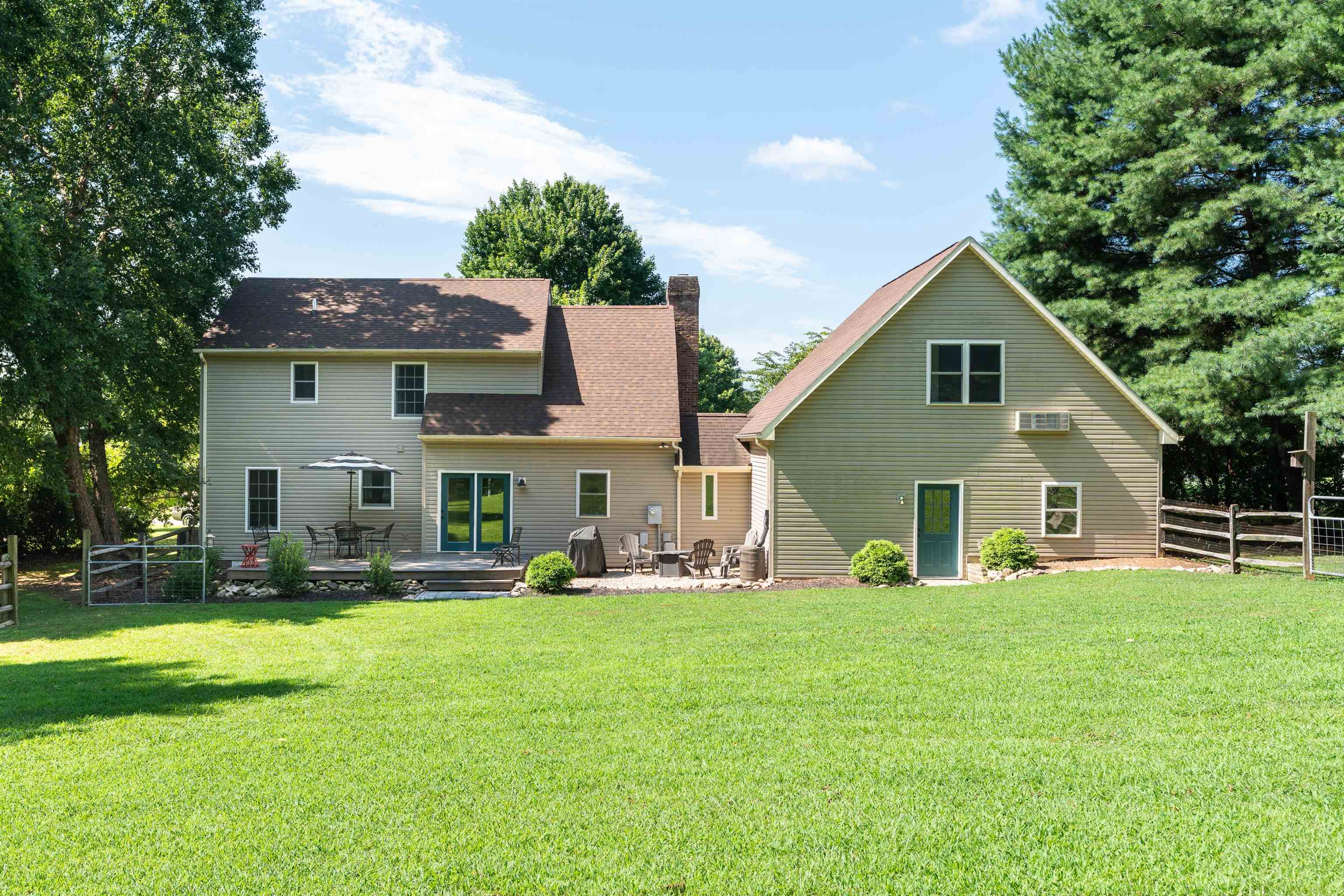 177 NOTTINGHAM LN, WAYNESBORO, Virginia 22980, 4 Bedrooms Bedrooms, ,3 BathroomsBathrooms,Residential,177 NOTTINGHAM LN,667036 MLS # 667036