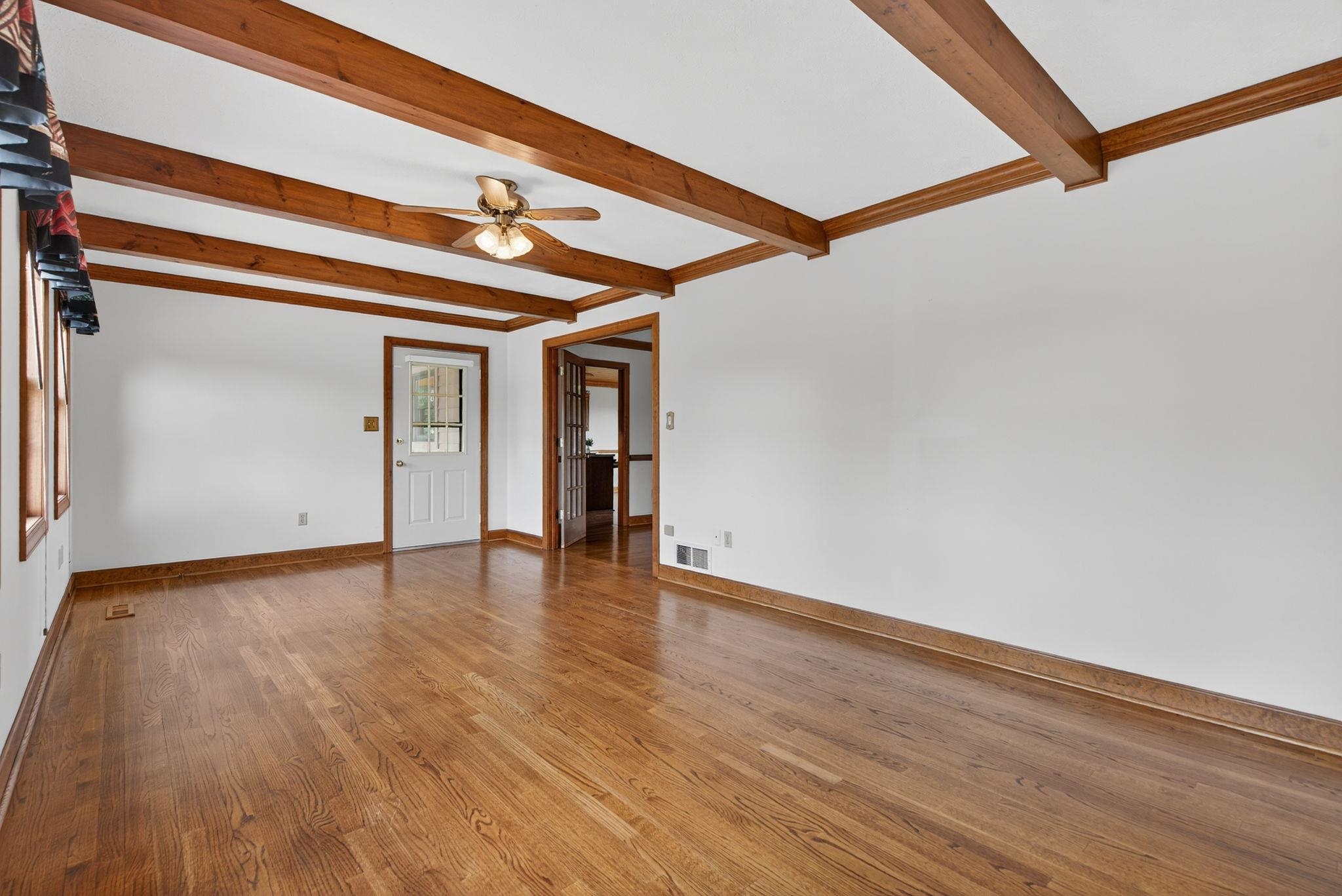 609 OLD WHITE BRIDGE RD, WAYNESBORO, Virginia 22980, 3 Bedrooms Bedrooms, ,2 BathroomsBathrooms,Residential,Old White Bridge,609 OLD WHITE BRIDGE RD,667050 MLS # 667050