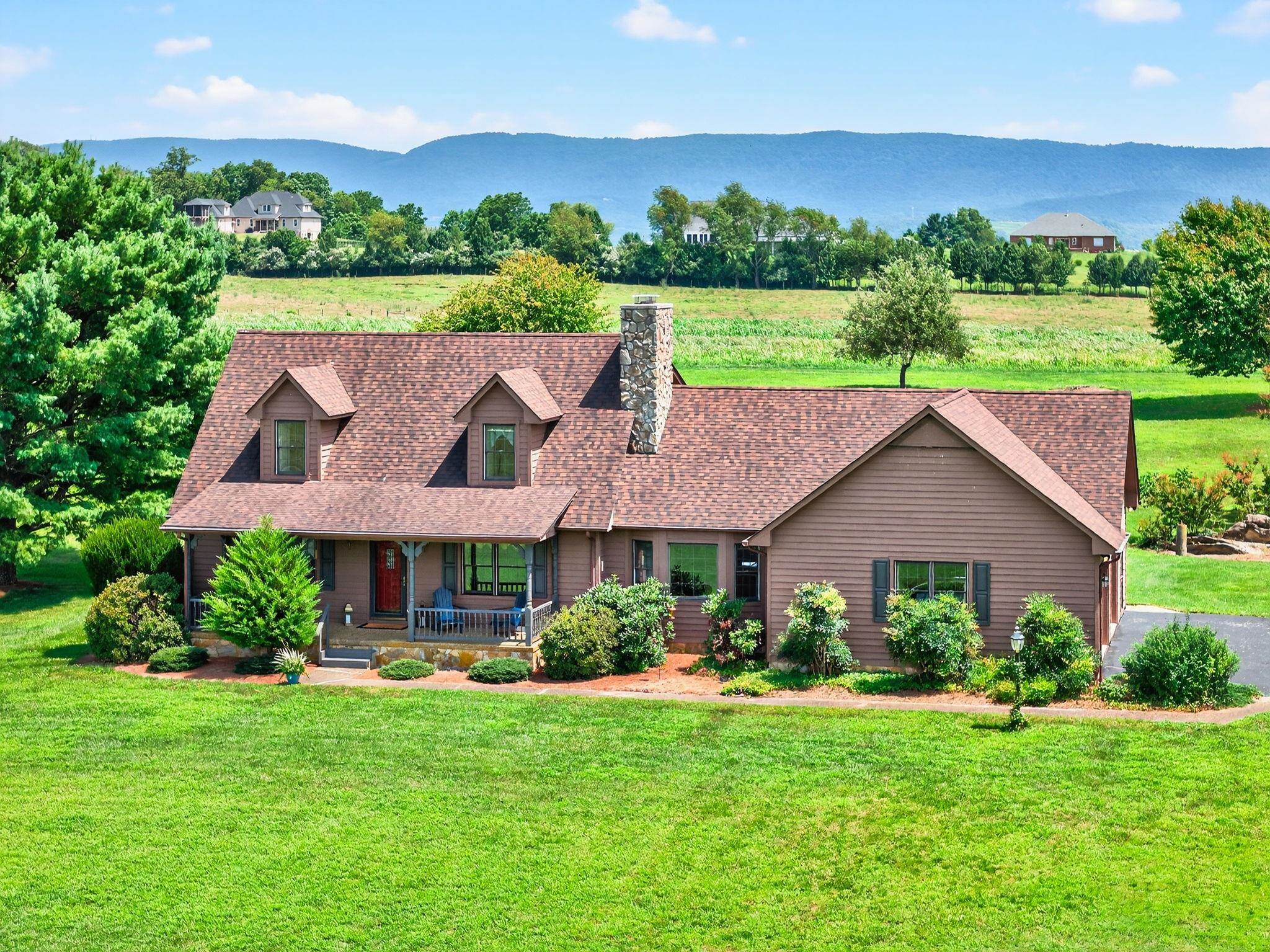 609 OLD WHITE BRIDGE RD, WAYNESBORO, Virginia 22980, 3 Bedrooms Bedrooms, ,2 BathroomsBathrooms,Residential,Old White Bridge,609 OLD WHITE BRIDGE RD,667050 MLS # 667050