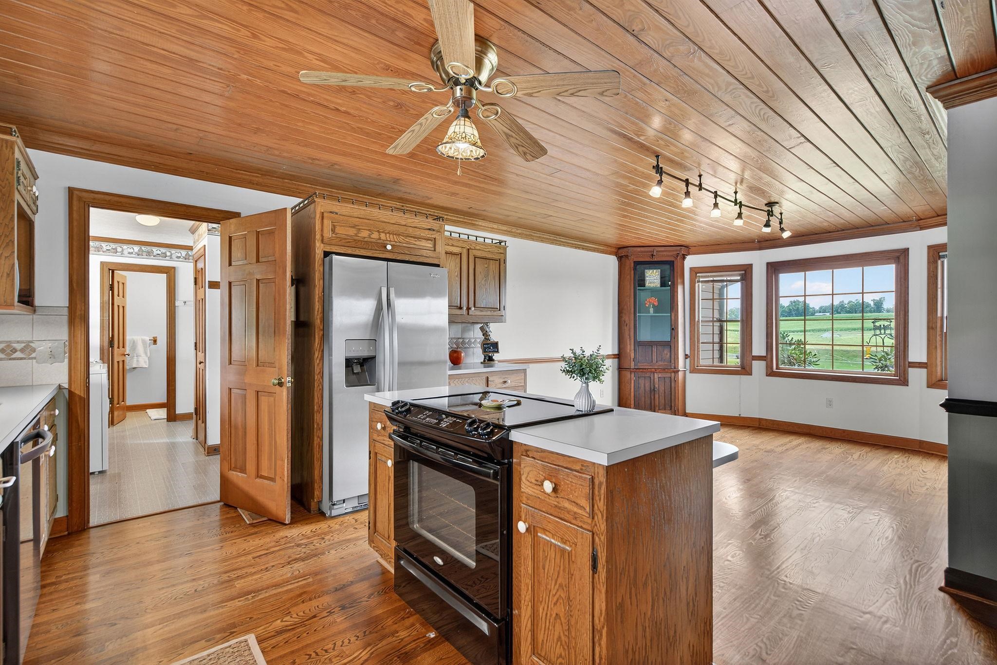 609 OLD WHITE BRIDGE RD, WAYNESBORO, Virginia 22980, 3 Bedrooms Bedrooms, ,2 BathroomsBathrooms,Residential,Old White Bridge,609 OLD WHITE BRIDGE RD,667050 MLS # 667050