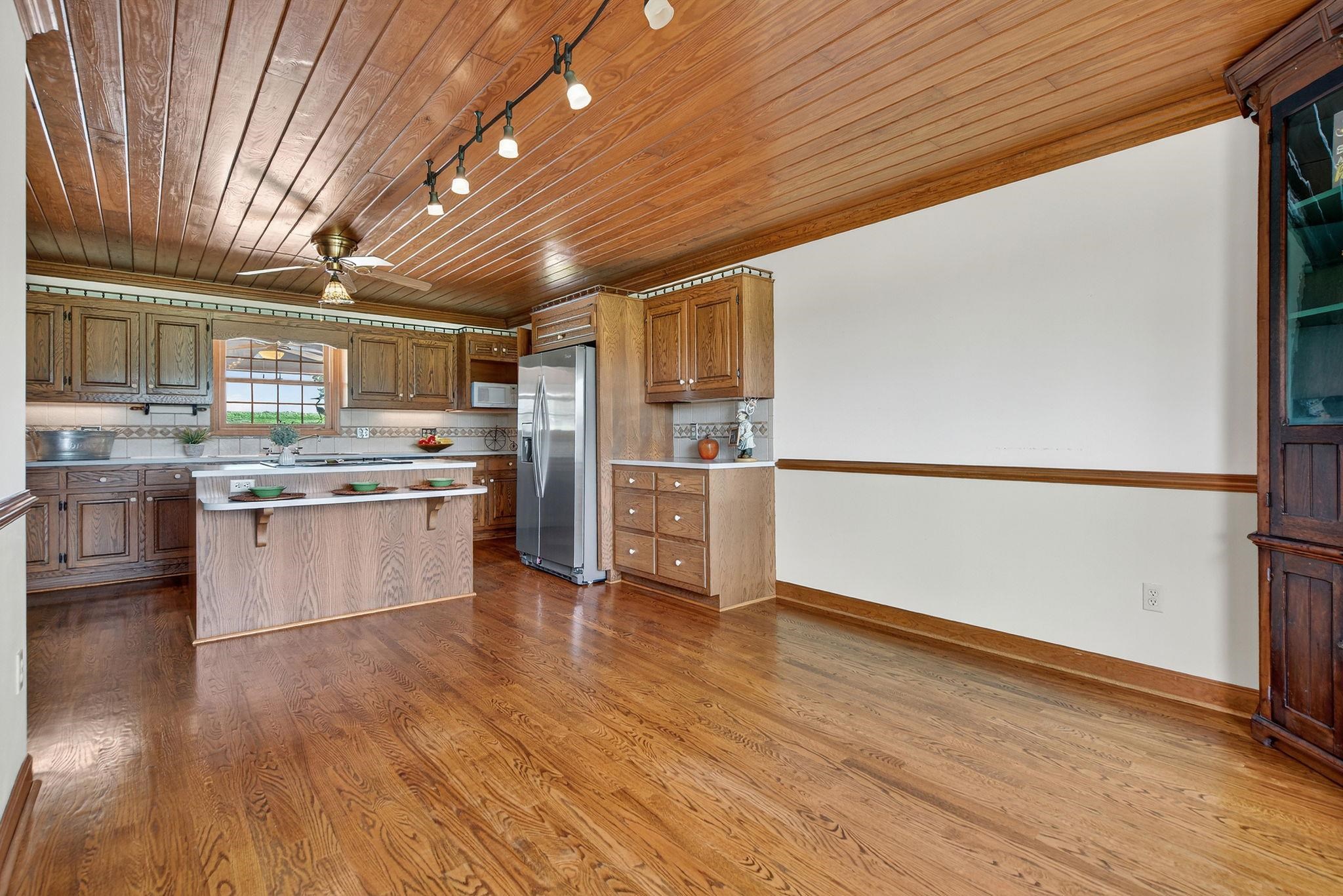 609 OLD WHITE BRIDGE RD, WAYNESBORO, Virginia 22980, 3 Bedrooms Bedrooms, ,2 BathroomsBathrooms,Residential,Old White Bridge,609 OLD WHITE BRIDGE RD,667050 MLS # 667050