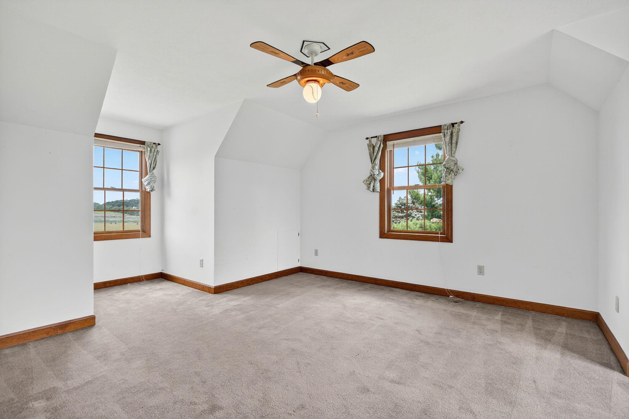 609 OLD WHITE BRIDGE RD, WAYNESBORO, Virginia 22980, 3 Bedrooms Bedrooms, ,2 BathroomsBathrooms,Residential,Old White Bridge,609 OLD WHITE BRIDGE RD,667050 MLS # 667050