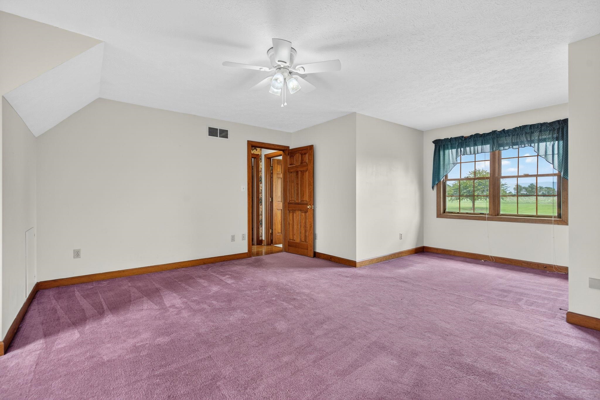 609 OLD WHITE BRIDGE RD, WAYNESBORO, Virginia 22980, 3 Bedrooms Bedrooms, ,2 BathroomsBathrooms,Residential,Old White Bridge,609 OLD WHITE BRIDGE RD,667050 MLS # 667050