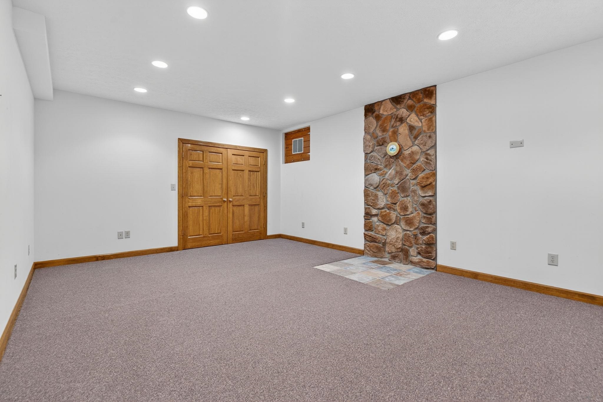 609 OLD WHITE BRIDGE RD, WAYNESBORO, Virginia 22980, 3 Bedrooms Bedrooms, ,2 BathroomsBathrooms,Residential,Old White Bridge,609 OLD WHITE BRIDGE RD,667050 MLS # 667050