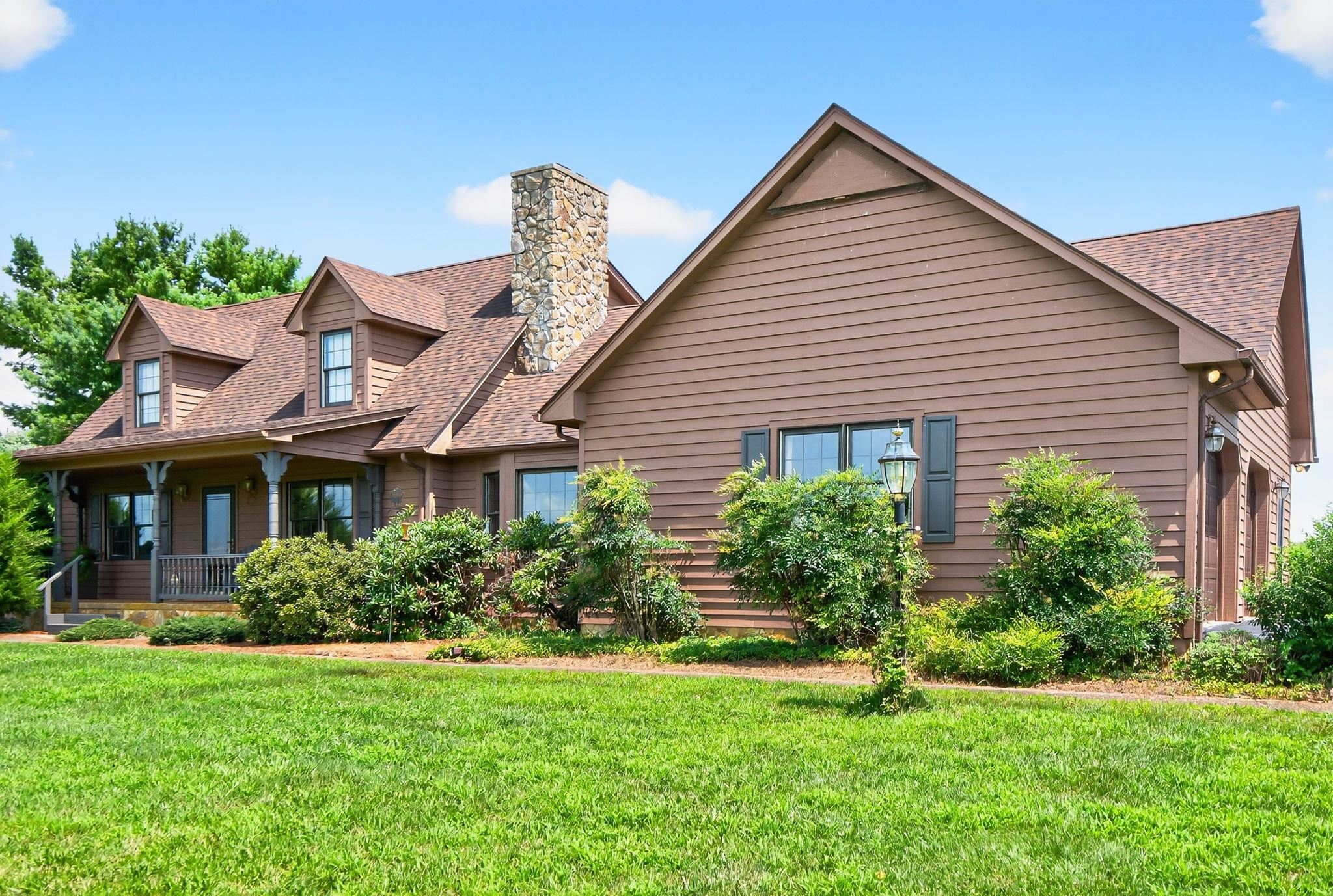 609 OLD WHITE BRIDGE RD, WAYNESBORO, Virginia 22980, 3 Bedrooms Bedrooms, ,2 BathroomsBathrooms,Residential,Old White Bridge,609 OLD WHITE BRIDGE RD,667050 MLS # 667050