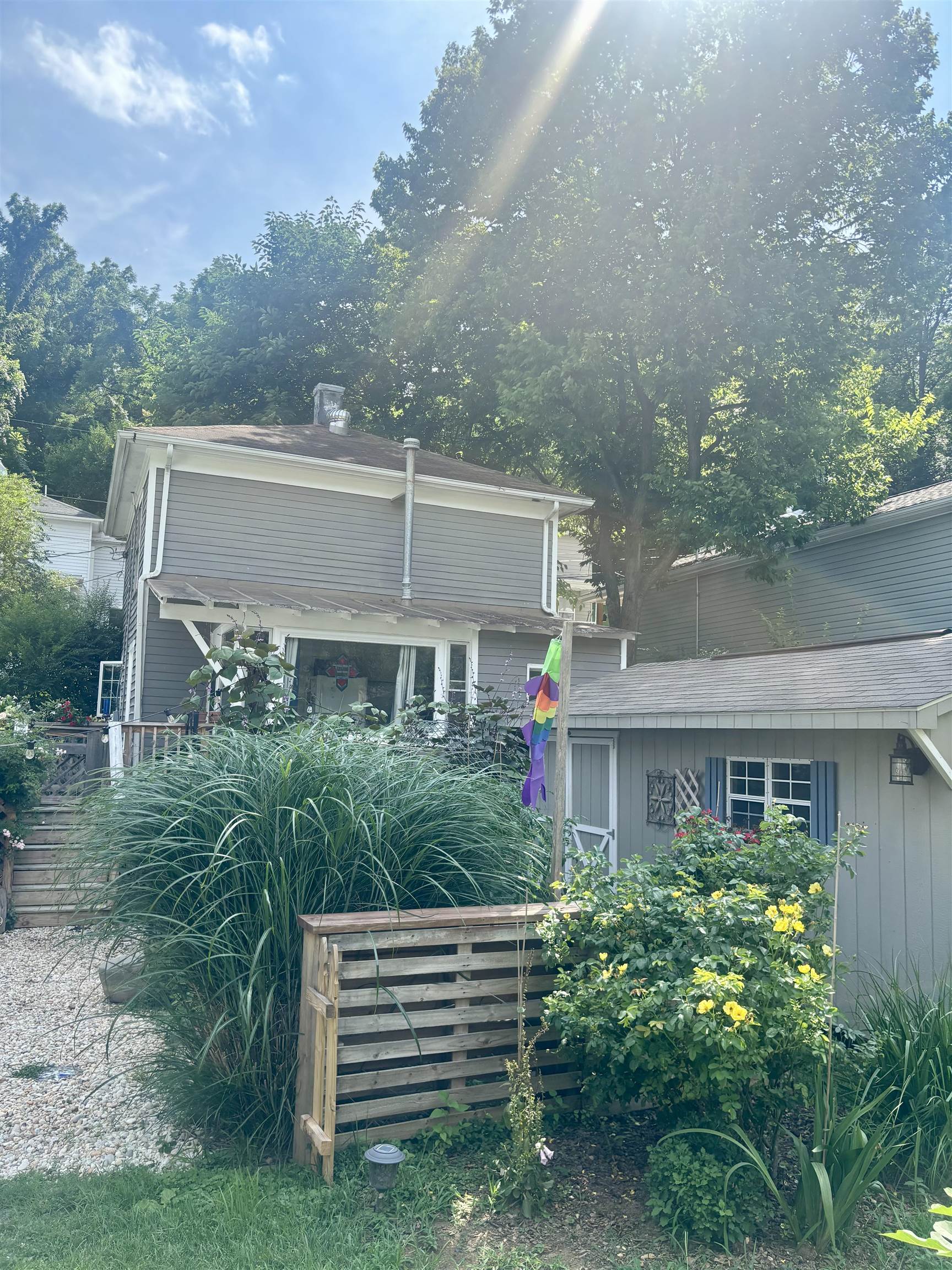 949 ANDERSON ST, STAUNTON, Virginia 24401, 2 Bedrooms Bedrooms, ,1 BathroomBathrooms,Residential,949 ANDERSON ST,667054 MLS # 667054