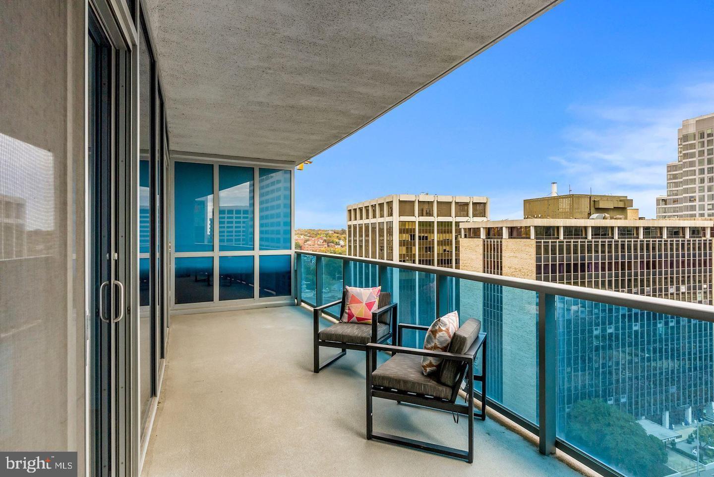 1881 N NASH ST #607, ARLINGTON, Virginia 22209, 1 Bedroom Bedrooms, ,2 BathroomsBathrooms,Residential,For sale,1881 N NASH ST #607,VAAR2059464 MLS # VAAR2059464 1881 N NASH ST #607, ARLINGTON, Virginia 22209, 1 Bedroom Bedrooms, ,2 BathroomsBathrooms,Residential,For sale,1881 N NASH ST #607,VAAR2059464 MLS # VAAR2059464