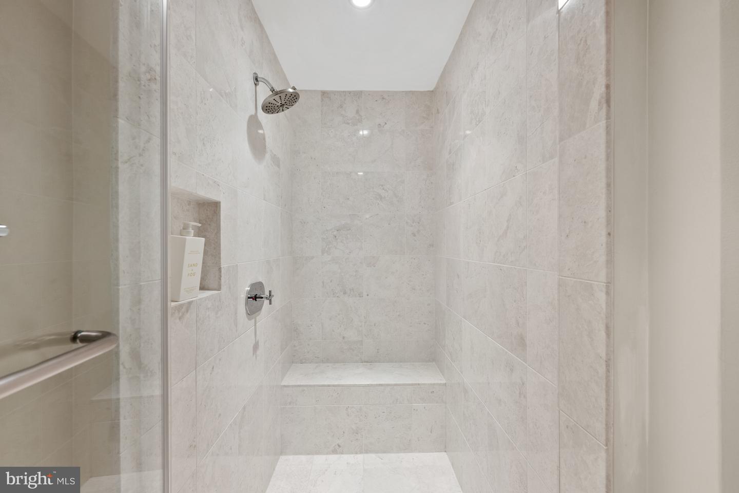 1881 N NASH ST #607, ARLINGTON, Virginia 22209, 1 Bedroom Bedrooms, ,2 BathroomsBathrooms,Residential,For sale,1881 N NASH ST #607,VAAR2059464 MLS # VAAR2059464 1881 N NASH ST #607, ARLINGTON, Virginia 22209, 1 Bedroom Bedrooms, ,2 BathroomsBathrooms,Residential,For sale,1881 N NASH ST #607,VAAR2059464 MLS # VAAR2059464