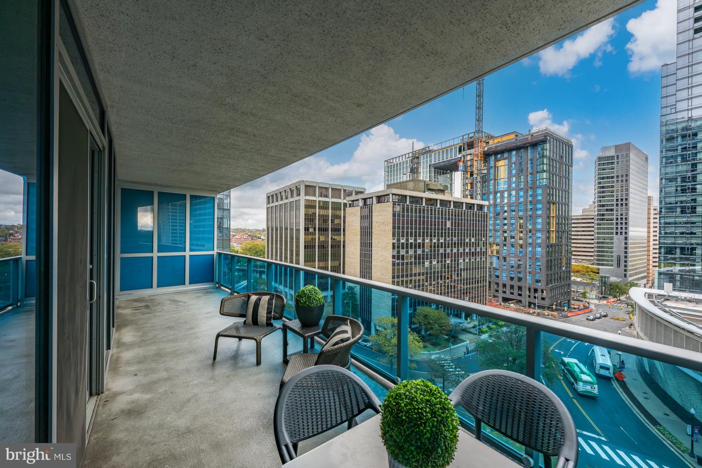 1881 N NASH ST #607, ARLINGTON, Virginia 22209, 1 Bedroom Bedrooms, ,2 BathroomsBathrooms,Residential,For sale,1881 N NASH ST #607,VAAR2059464 MLS # VAAR2059464 1881 N NASH ST #607, ARLINGTON, Virginia 22209, 1 Bedroom Bedrooms, ,2 BathroomsBathrooms,Residential,For sale,1881 N NASH ST #607,VAAR2059464 MLS # VAAR2059464