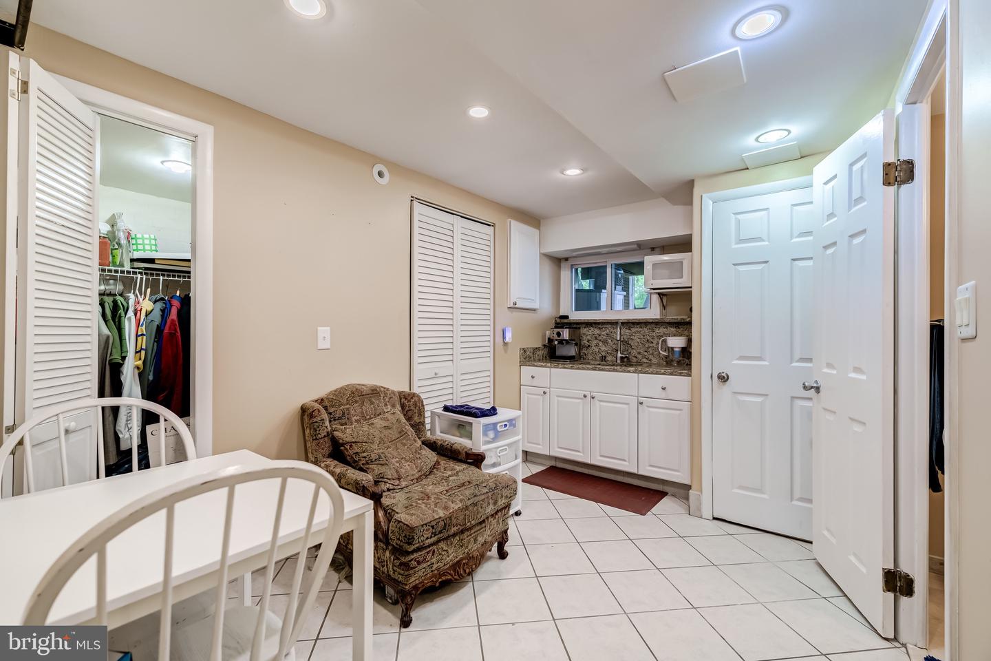2217 39TH PL NW, WASHINGTON, District Of Columbia 20007, 4 Bedrooms Bedrooms, ,2 BathroomsBathrooms,Residential,For sale,2217 39TH PL NW,DCDC2206430 MLS # DCDC2206430