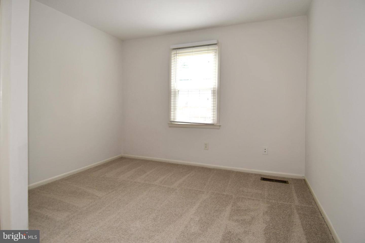 9835 SAINT CLOUD CT, FAIRFAX, Virginia 22031, 3 Bedrooms Bedrooms, ,2 BathroomsBathrooms,Residential,For sale,9835 SAINT CLOUD CT,VAFX2248880 MLS # VAFX2248880