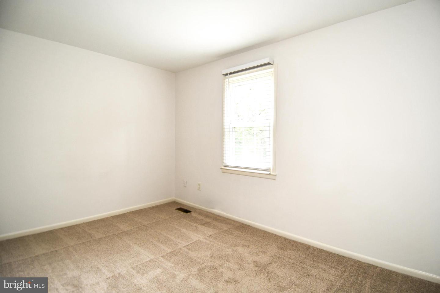 9835 SAINT CLOUD CT, FAIRFAX, Virginia 22031, 3 Bedrooms Bedrooms, ,2 BathroomsBathrooms,Residential,For sale,9835 SAINT CLOUD CT,VAFX2248880 MLS # VAFX2248880
